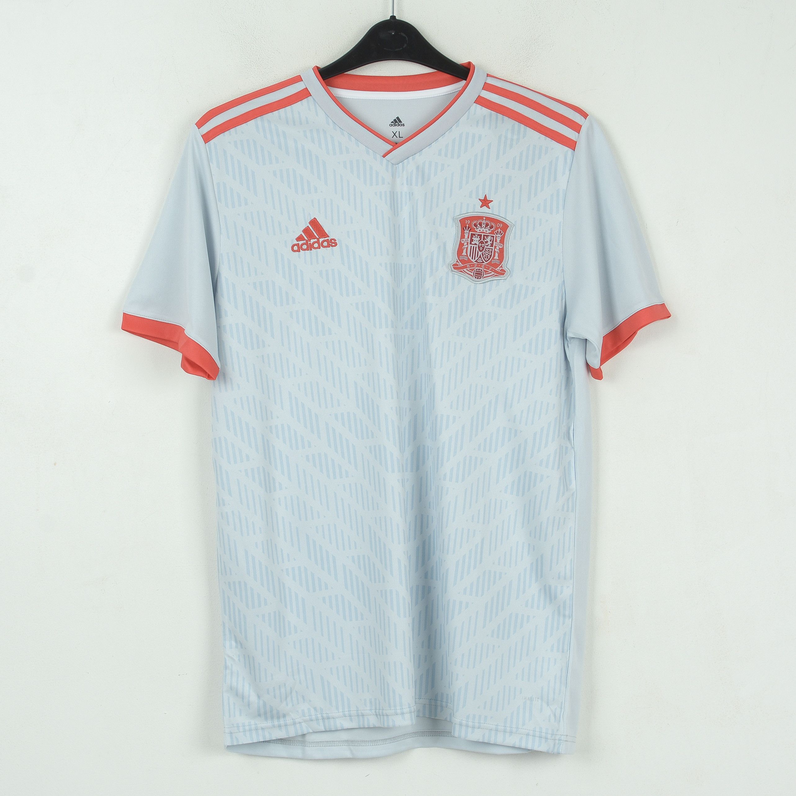 image of Adidas x Fifa World Cup Spain XL Football Soccer Away Jersey Shirt 2018 in White, Men's