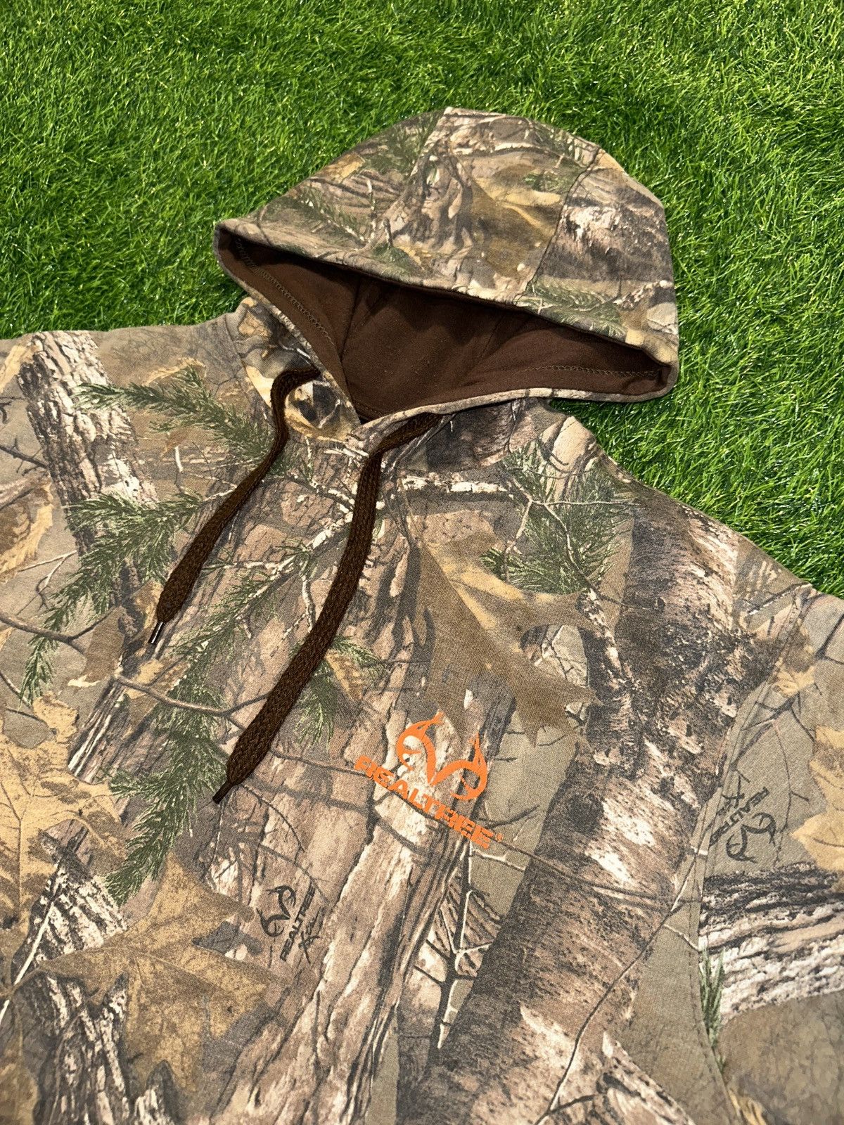 Realtree Vintage y2k realtree hoodie size medium Size US M / EU 48-50 / 2 - 3 Thumbnail