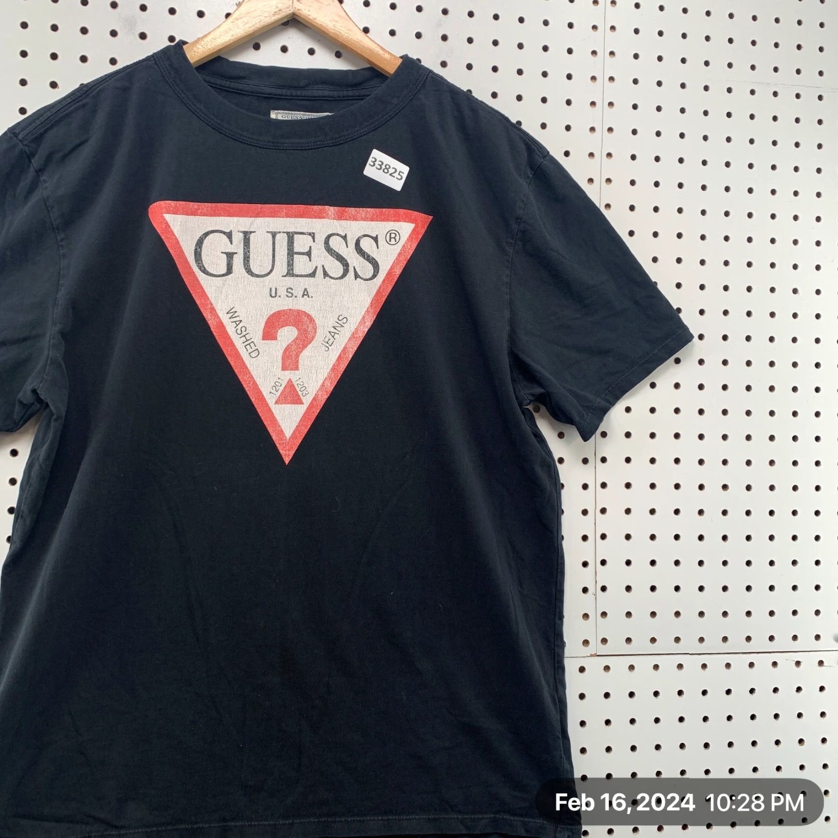 Guess VINTAGE Guess Jeans Shirt Mens Medium Black Logo Casual Short Sleeve 22x28.5 Size US M / EU 48-50 / 2 - 4 Thumbnail