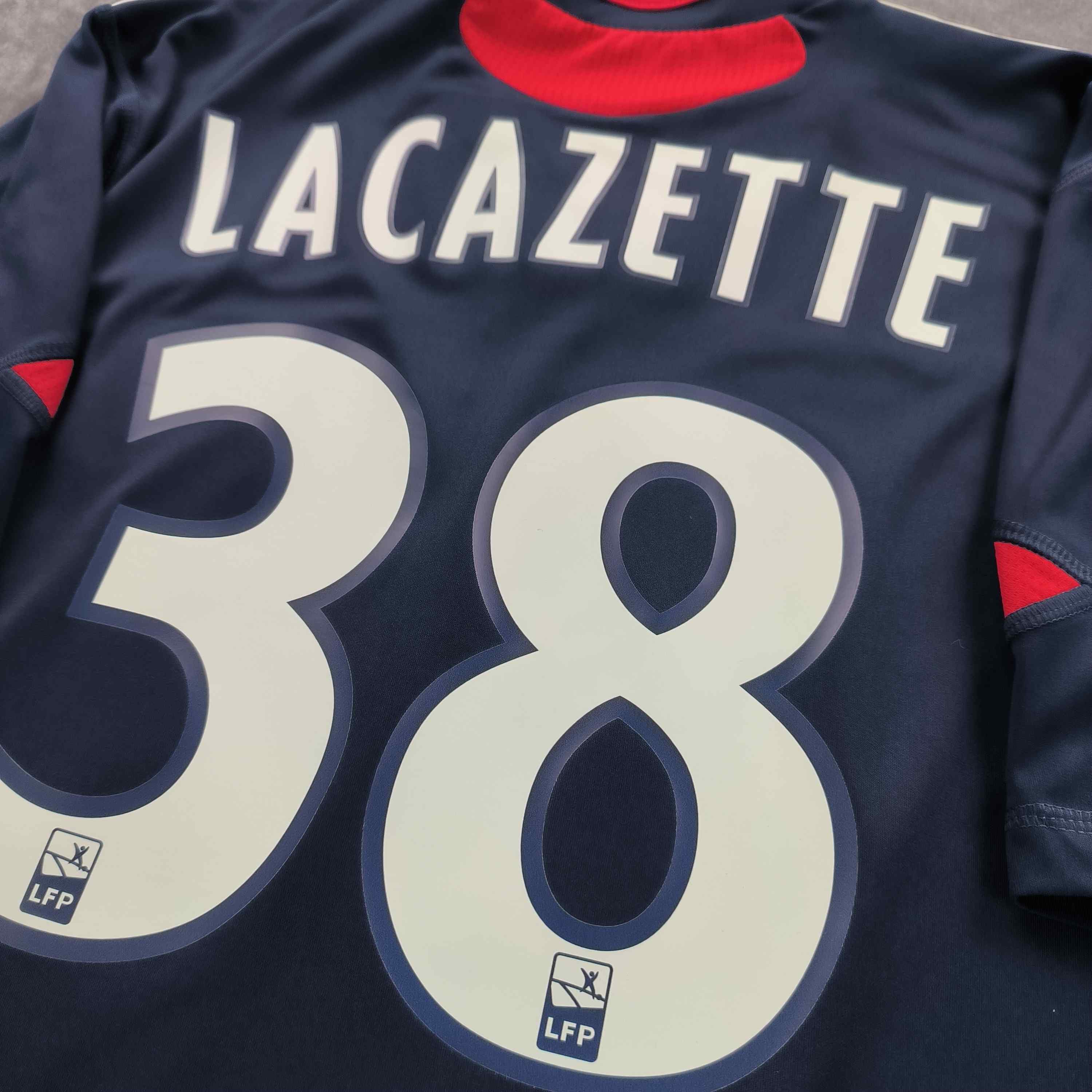 Adidas Lyon 2010-11 Adidas third Lacazette football jersey size S Size US S / EU 44-46 / 1 - 8 Thumbnail