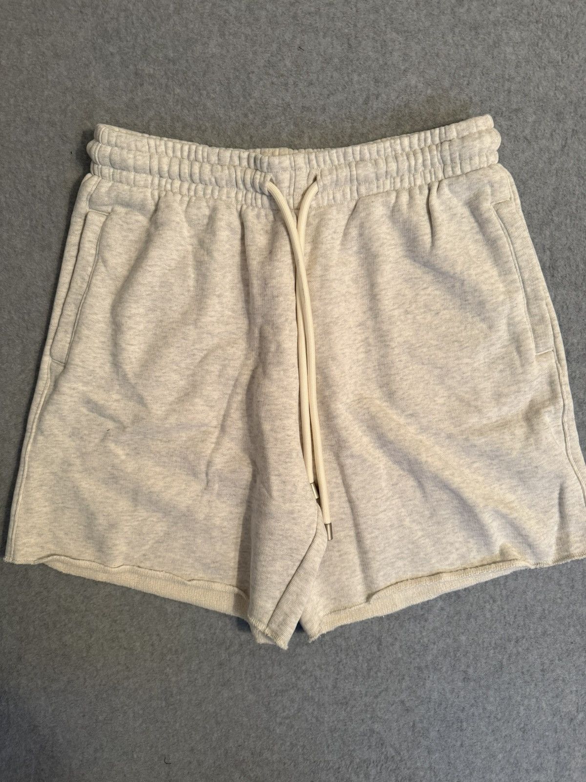 Drew House Drew House Basic Dove Sweat Shorts Size US 32 / EU 48 - 1 Thumbnail