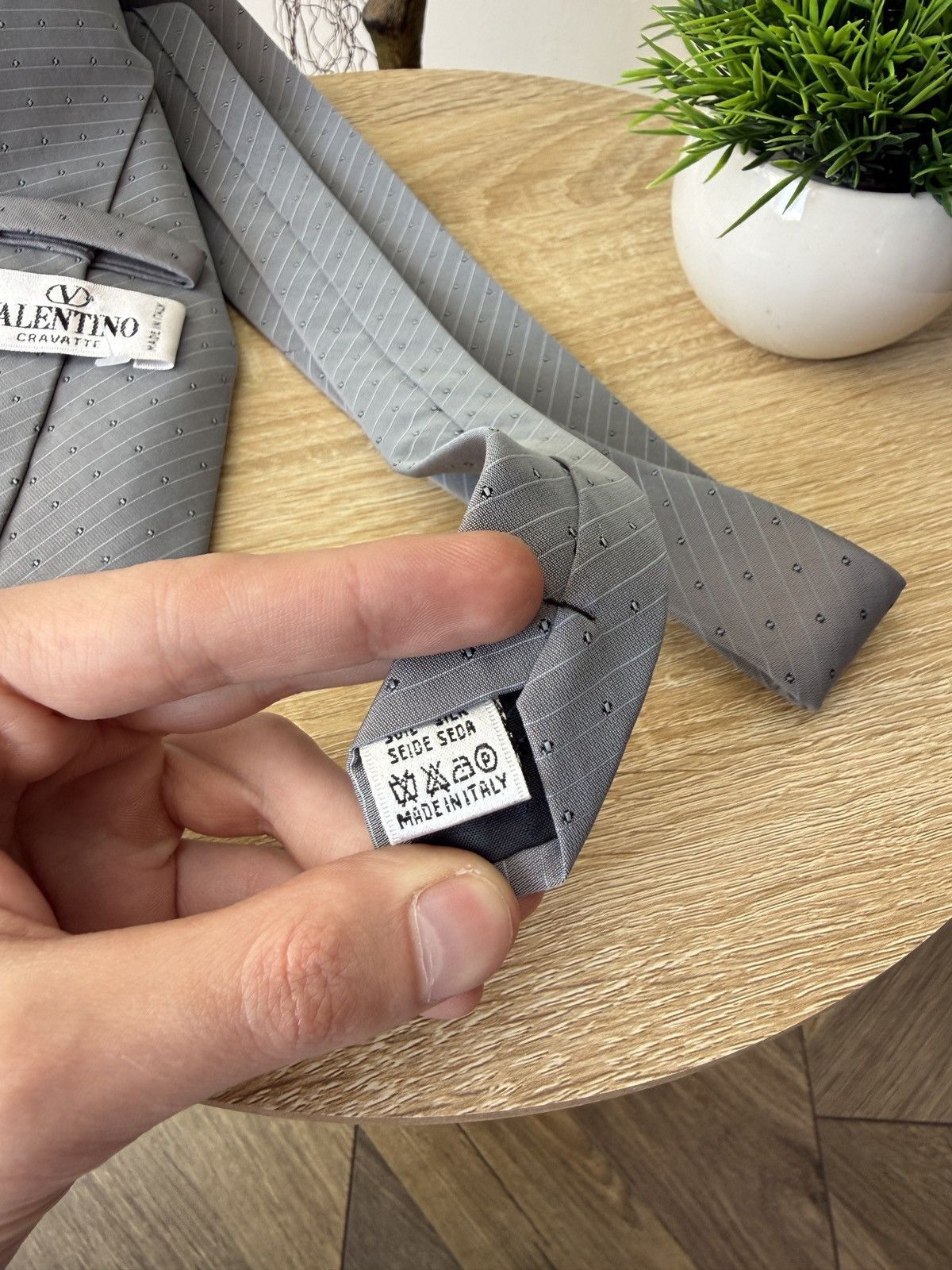 Valentino Vintage Valentino Silk Tie Gray Striped Size ONE SIZE - 6 Thumbnail