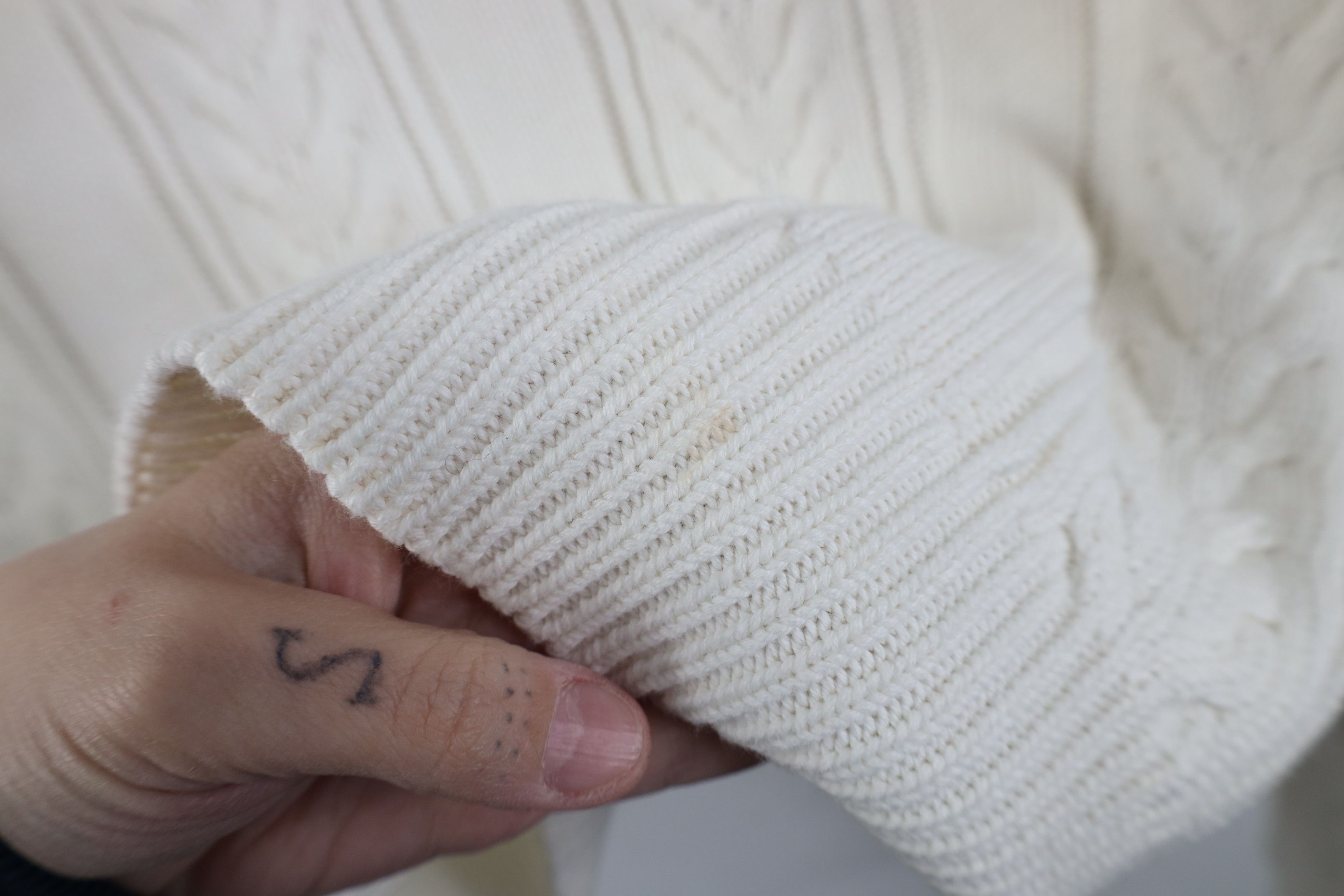 Vintage Vintage 90s Streetwear Diamond Chunky Cable Knit Sweater Size US L / EU 52-54 / 3 - 7 Thumbnail