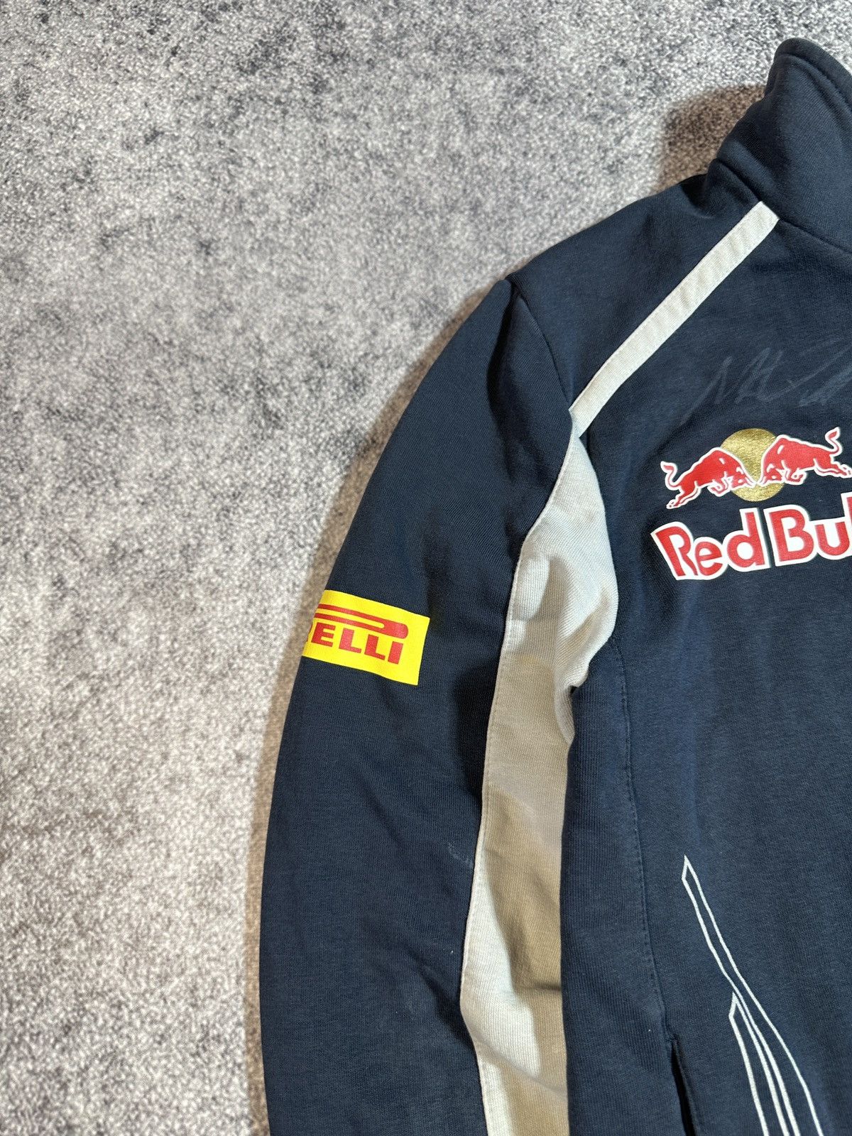 Red Bull Red Bull Toro Rosso Logo Racing Jacket Formula 1 F-1 Rare S Size US S / EU 44-46 / 1 - 2 Thumbnail