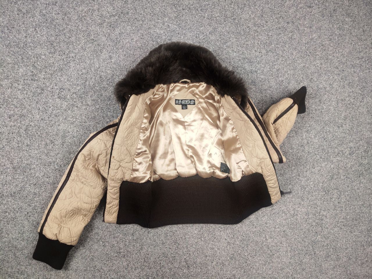 If Six Was Nine Vintage Y2K Cropped Faux Fur Zip Jacket Y2K LGB JPG Style Size L / US 10 / IT 46 - 13 Thumbnail