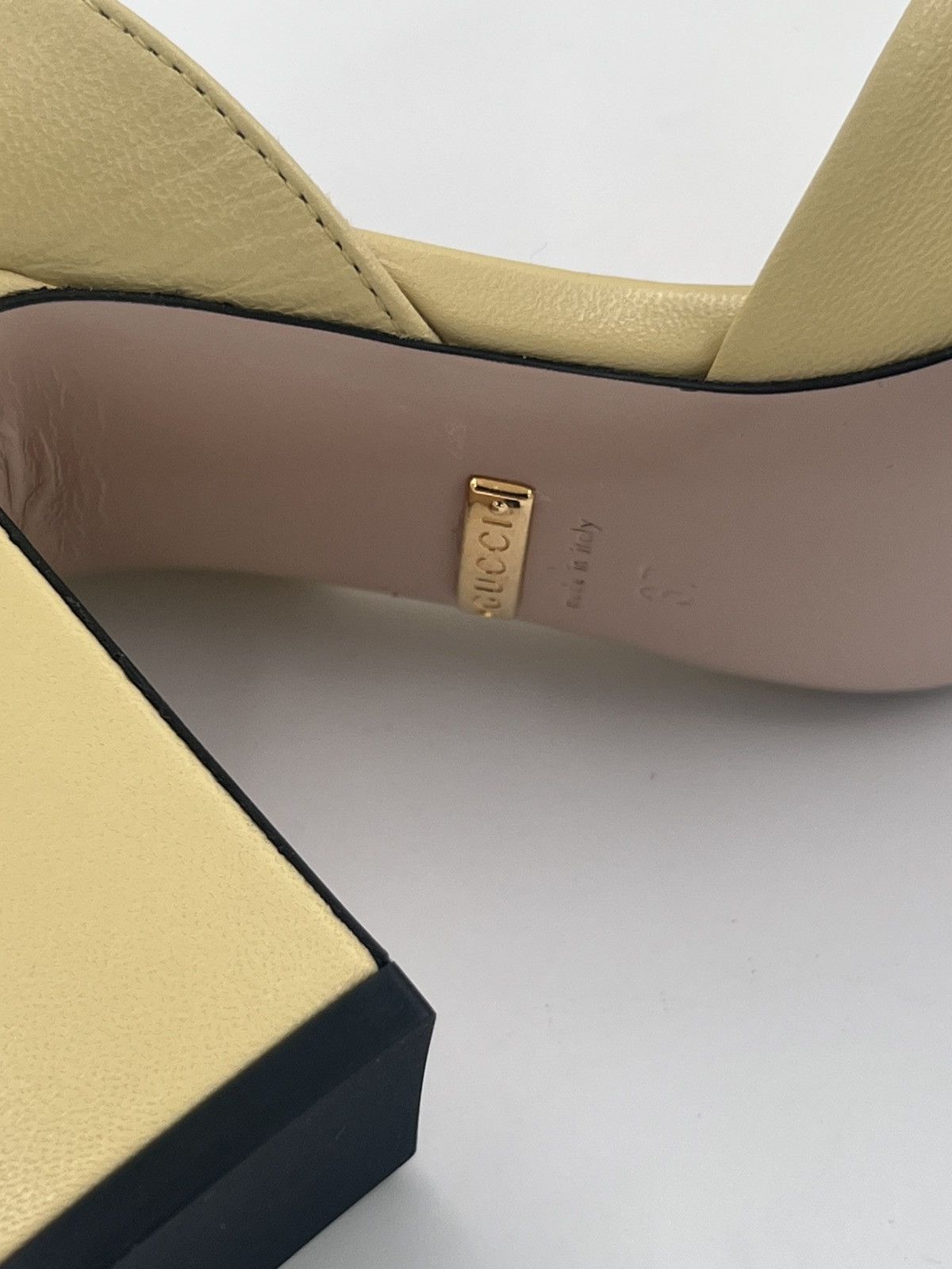 Gucci New Gucci Horsebit Sandals IT 37.5/ US 7.5 Size US 7.5 / IT 37.5 - 6 Thumbnail