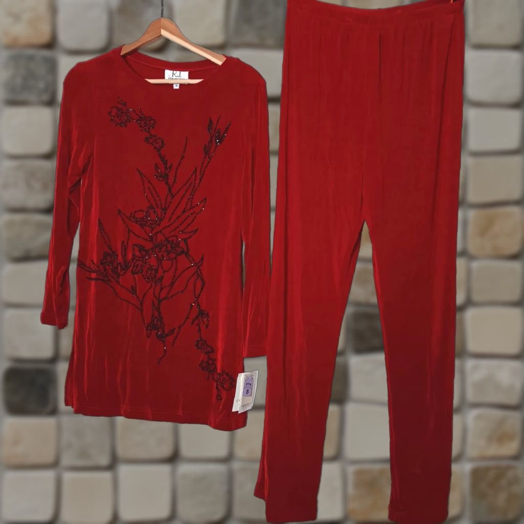 Vintage VINTAGE R.J. Collection Chelsea Rousso Women's Outfit Set Size 8 Red Beaded 2-Piece Pants and Top Fall Winter Reg Size M / US 6-8 / IT 42-44 - 1 Thumbnail