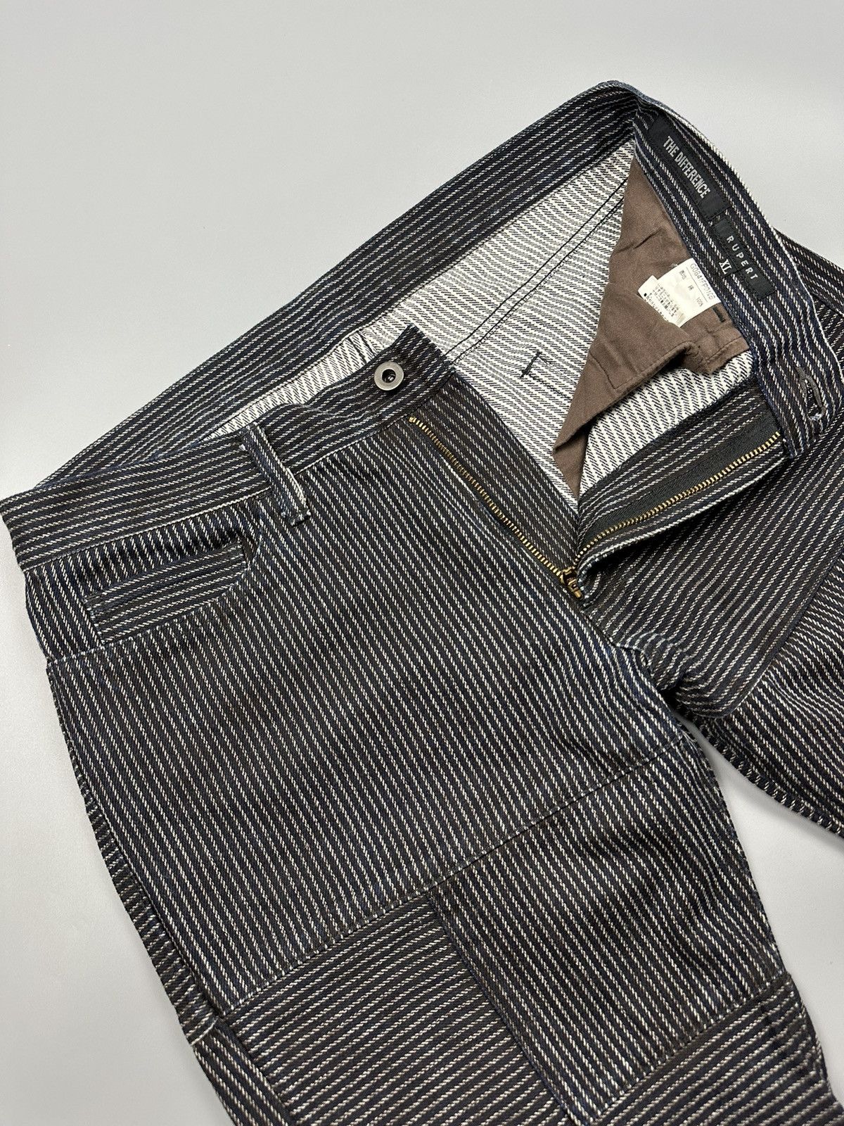 If Six Was Nine × Le Grande Bleu (L.G.B.) 🔥Flared🔥The Difference Rupert Patches Stripe Flared Denim Size US 34 / EU 50 - 7 Thumbnail