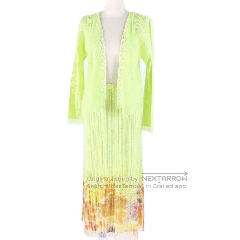 Issey Miyake Issey Miyake Green Coat Size M / US 6-8 / IT 42-44 - 1 Thumbnail