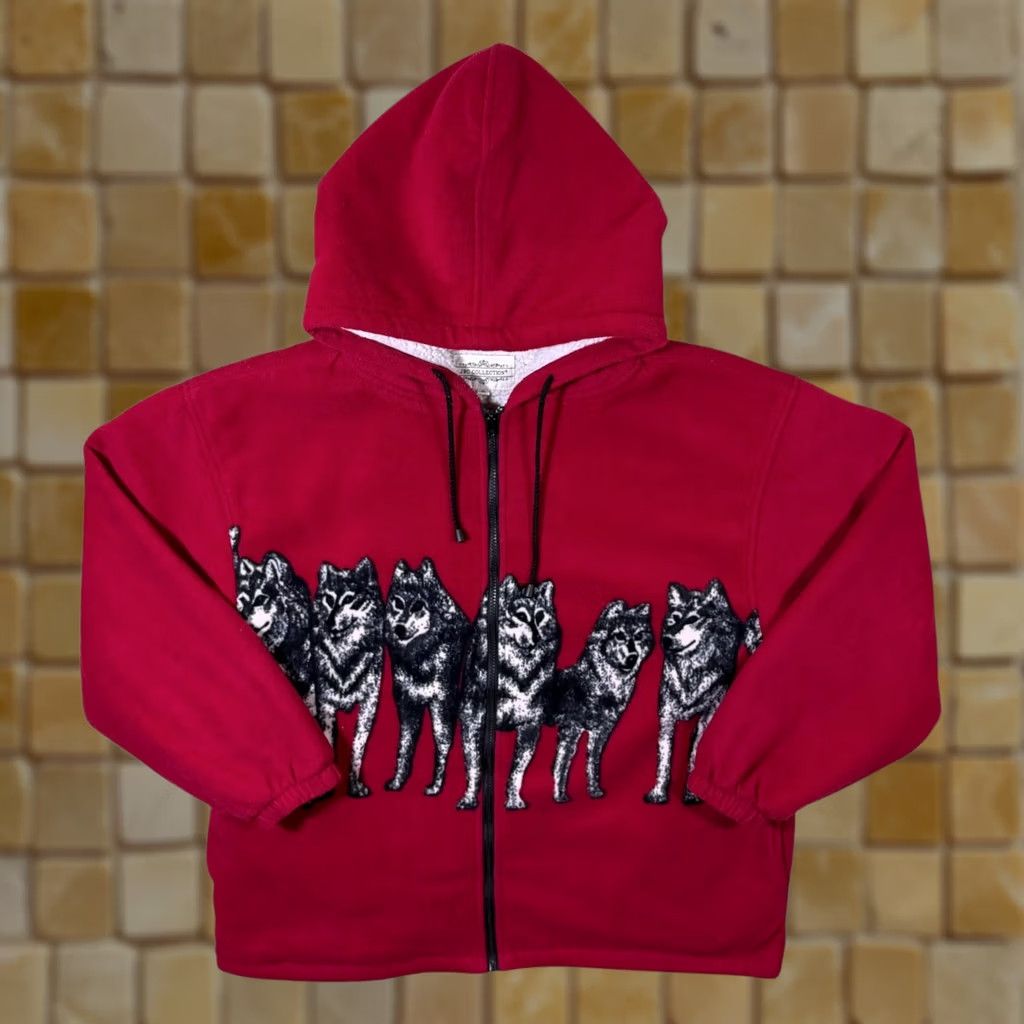 Vintage JBC Collection Wolf Animal Sherpa Lined Red Zip Fleece Hoodie XL Men Size XL Red Sherpa Lined Fleece Zip Hoodie with Pockets 00's Era Size US XL / EU 56 / 4 - 1 Thumbnail