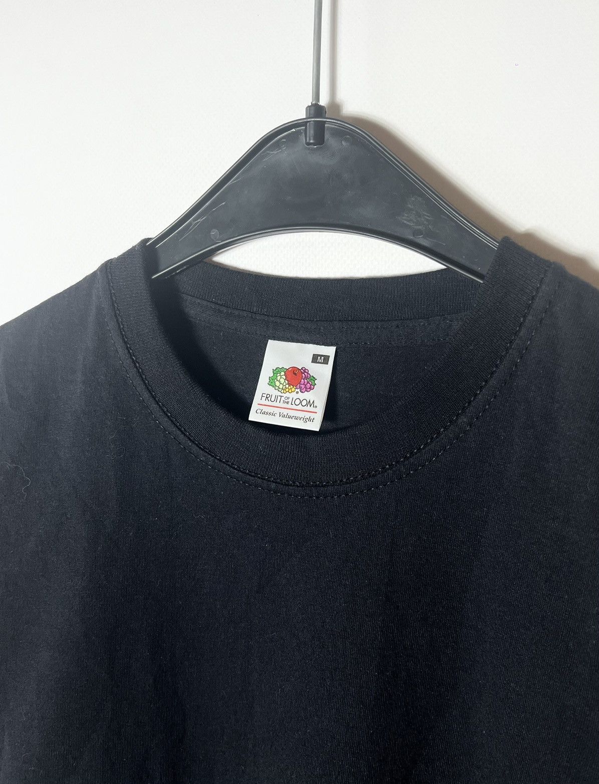 Fruit Of The Loom Blanked tee Fruit Of The Loom crewneck black t-shirt Size US M / EU 48-50 / 2 - 4 Thumbnail