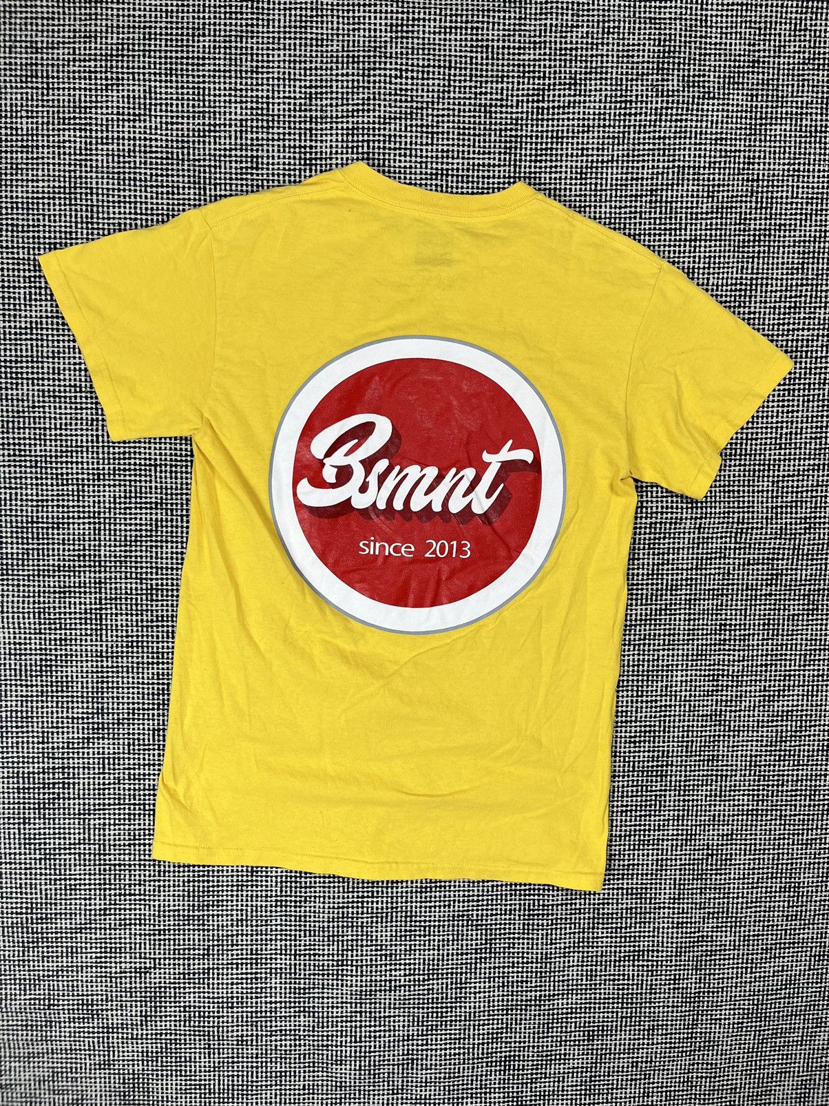 The Basement og streetwear hypebeast era the basement milk t-shirt Size US S / EU 44-46 / 1 - 2 Thumbnail