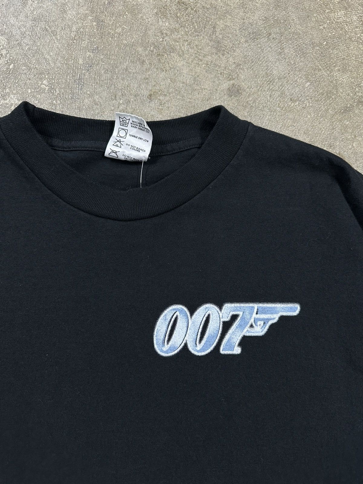 Vintage Vintage 90s James Bond 007 Movie Promo T-Shirt RARE Size US XL / EU 56 / 4 - 7 Thumbnail