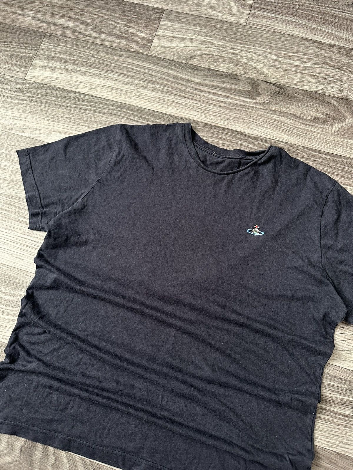 Vivienne Westwood Vivienne Westwood Blue Y2K t shirt small logo hype size M Size US M / EU 48-50 / 2 - 2 Thumbnail