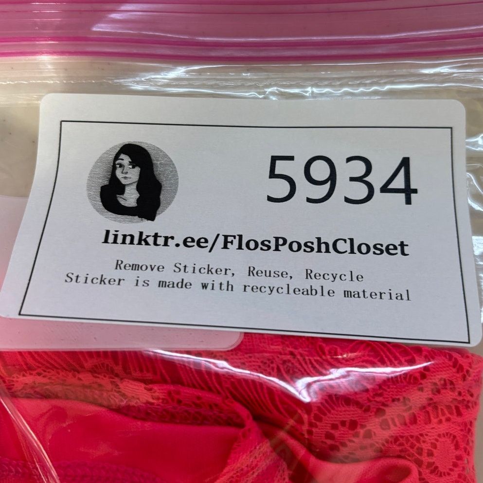 Other Charlotte Russe Hot Pink Lace Crop Top Size Small Summer Size S / US 4 / IT 40 - 9 Thumbnail