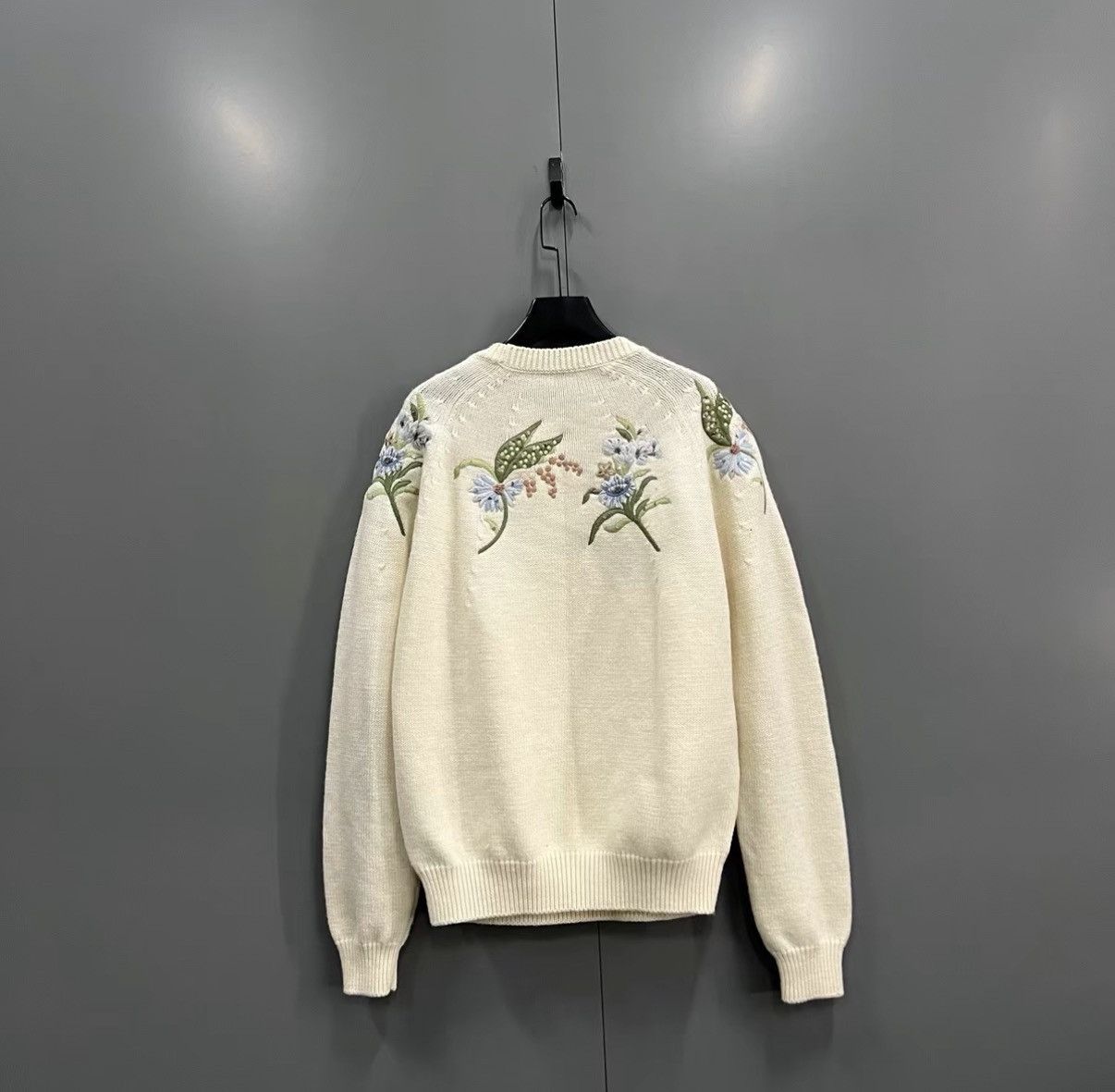 Dior Dior Floral Embroidered Crew Neck Sweater J41 Size L / US 10 / IT 46 - 2 Thumbnail