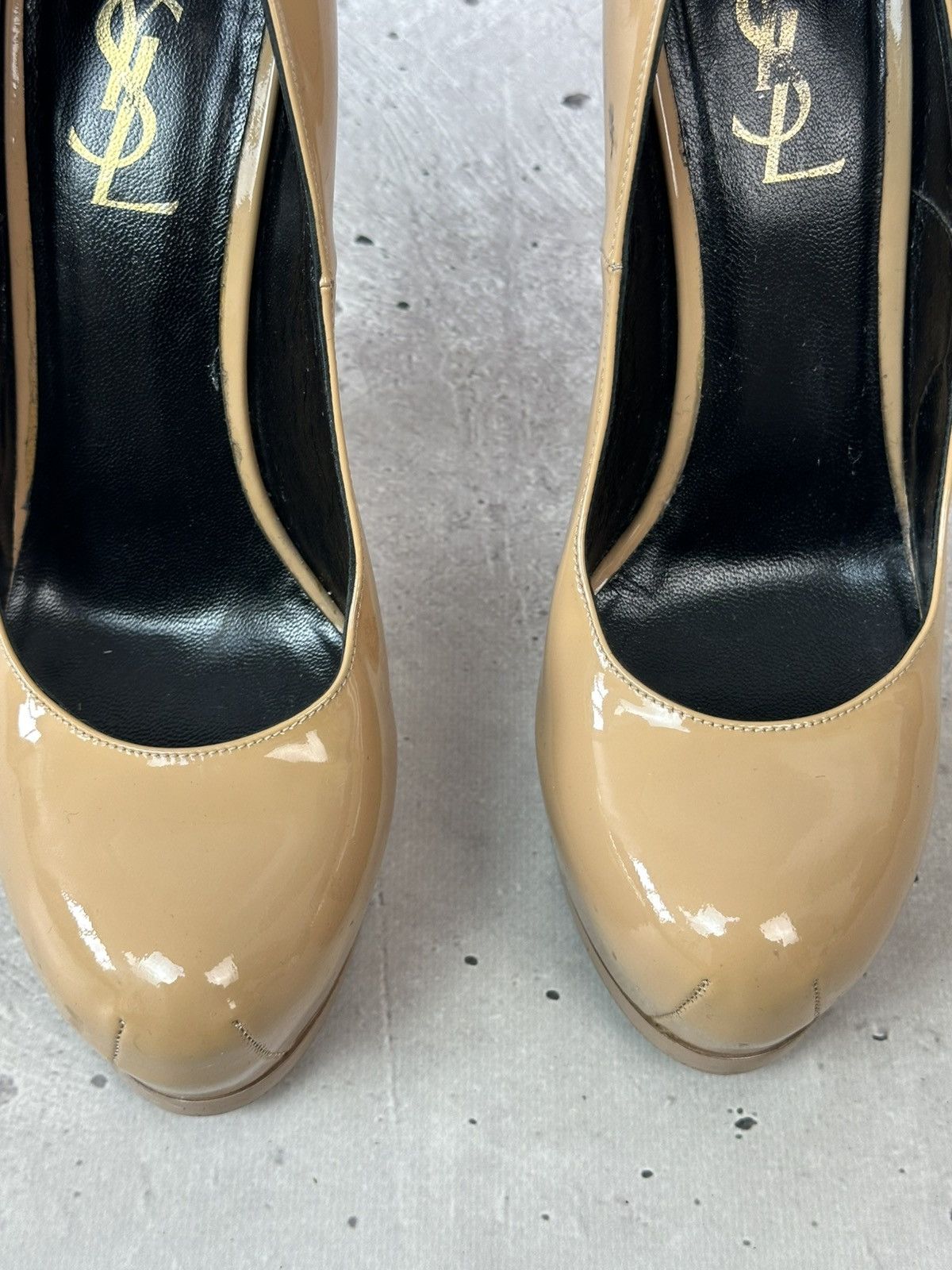 Saint Laurent Paris Saint Laurent Beige Patent Leather Made in Italy Heels Size US 7.5 / IT 37.5 - 3 Thumbnail