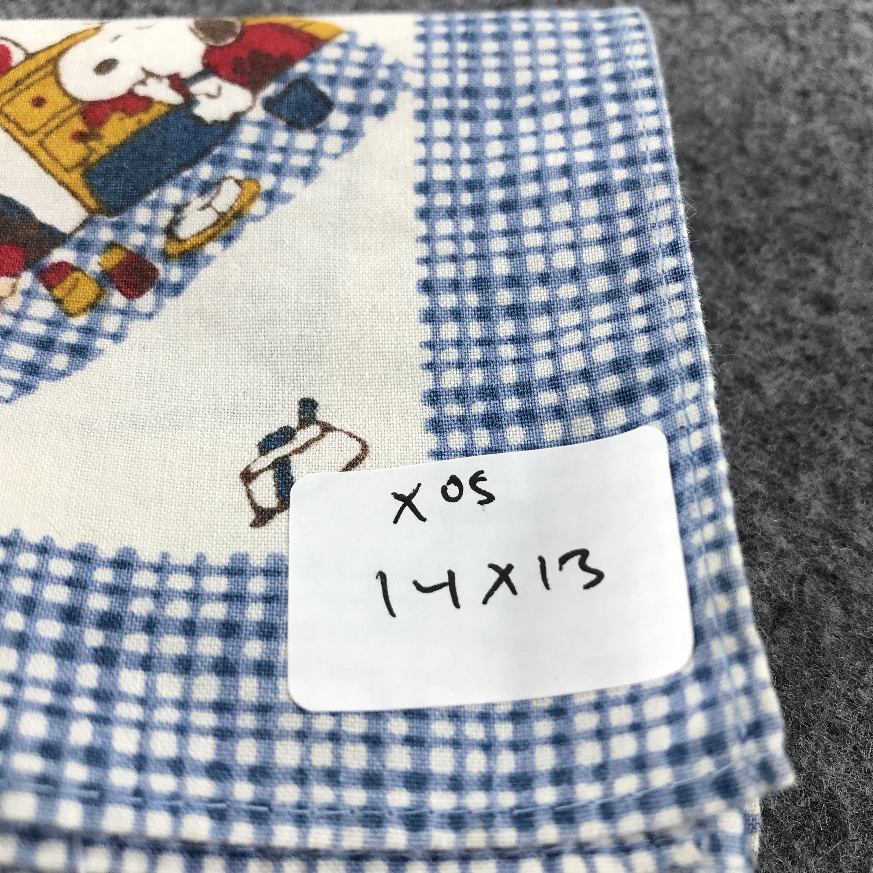 Peanuts Snoopy Peanuts Characters Handkerchief Neckerchief X05 Size ONE SIZE - 8 Thumbnail