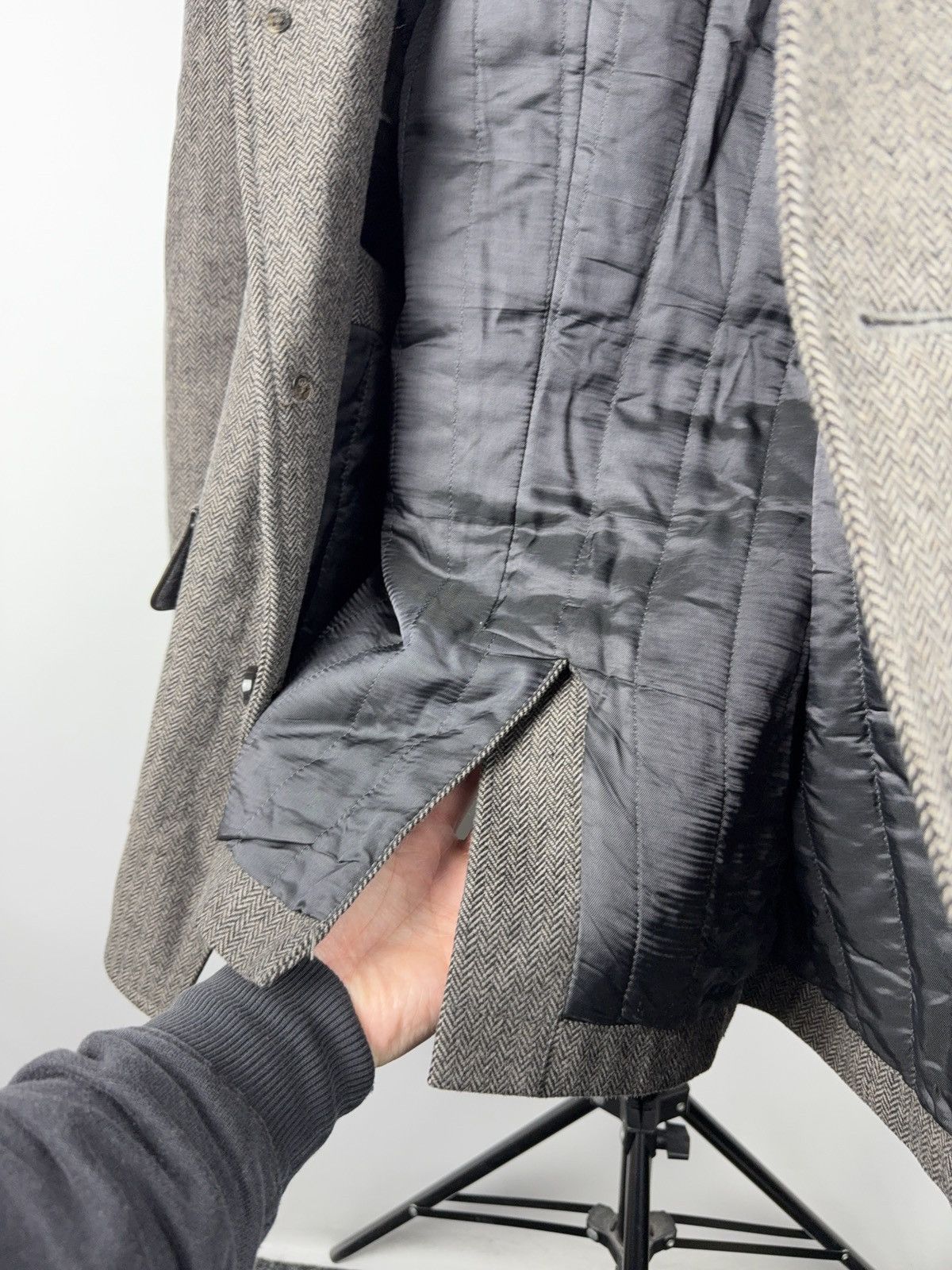 Hugo Boss Luxury 00s Hugo Boss Herringbone Field Jacket Grey Wool Size US L / EU 52-54 / 3 - 20 Thumbnail