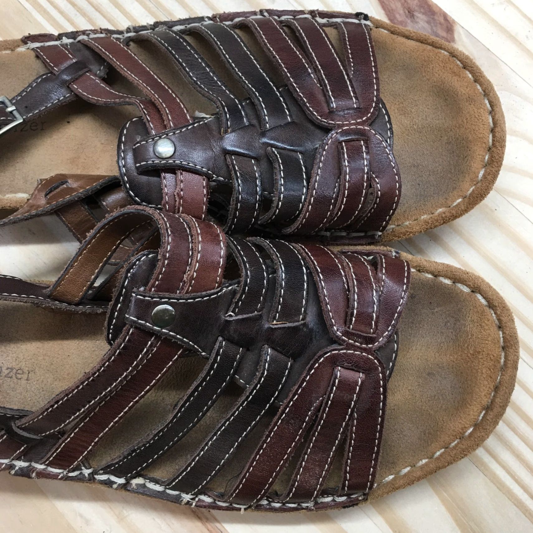 Naturalizer Naturalizer Sandals Womens 10 M Travis Slingback Strappy Brown Leather Casual Shoes Size US 10 / IT 40 - 6 Thumbnail