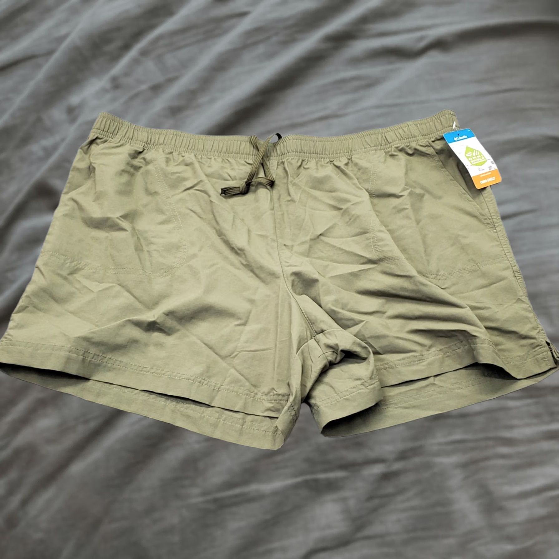 Vintage Columbia Womens Swim Trunk Shorts XXL Green Regular Fit Omni Shield Size 40" / US 18 - 1 Thumbnail