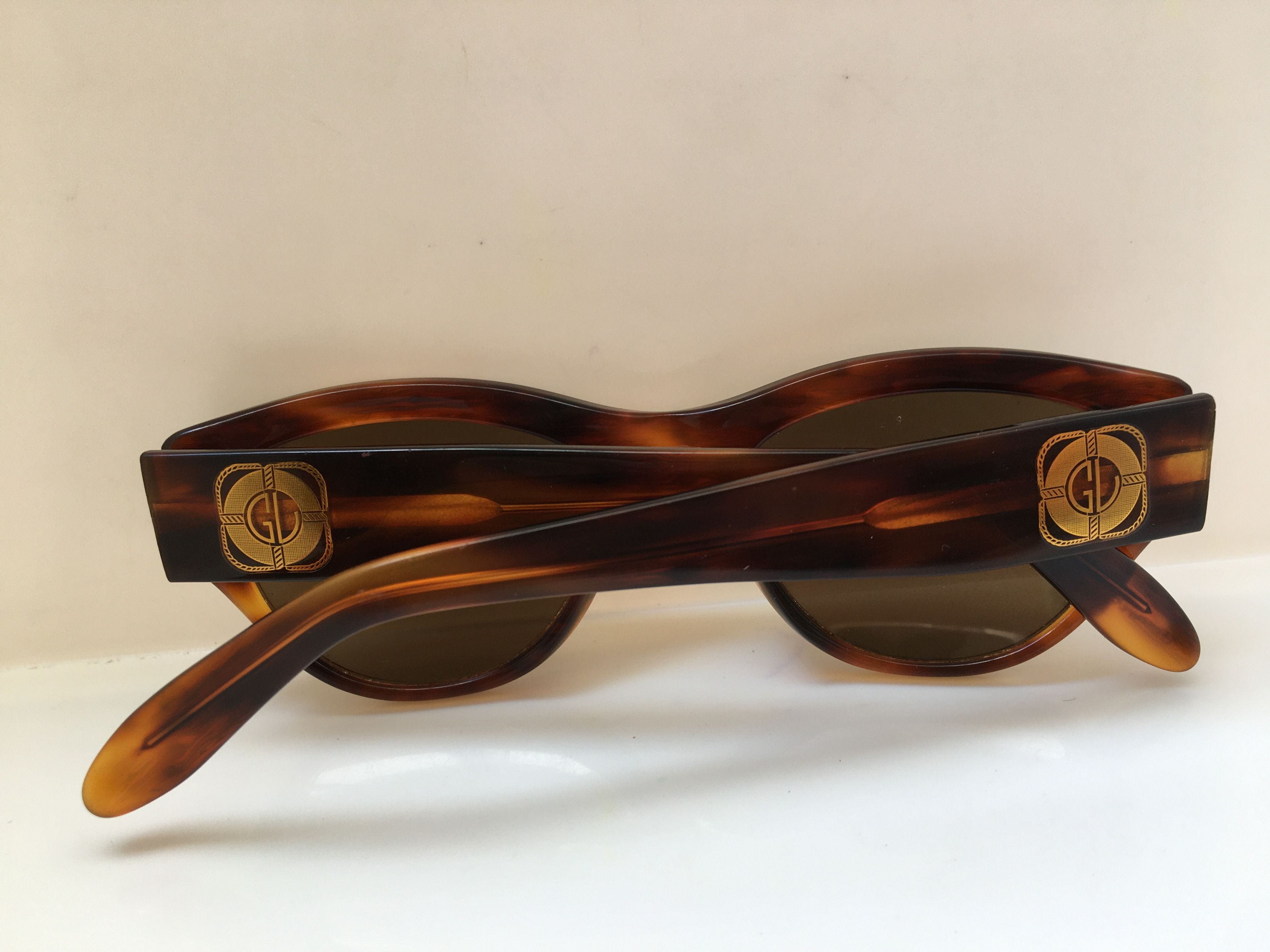Guy Laroche Vintage Guy Laroche GL Blues 3333 Tortoise Sunglasses France Size ONE SIZE - 9 Thumbnail