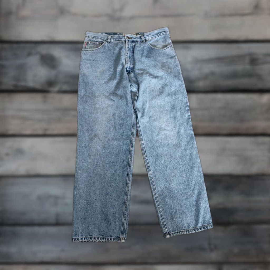 Bugle Boy VINTAGE Bugle Boy 765 Men’s Jeans 36x32 Light Wash Straight Leg Relaxed Fit 90s Grunge Size US 36 / EU 52 - 1 Thumbnail