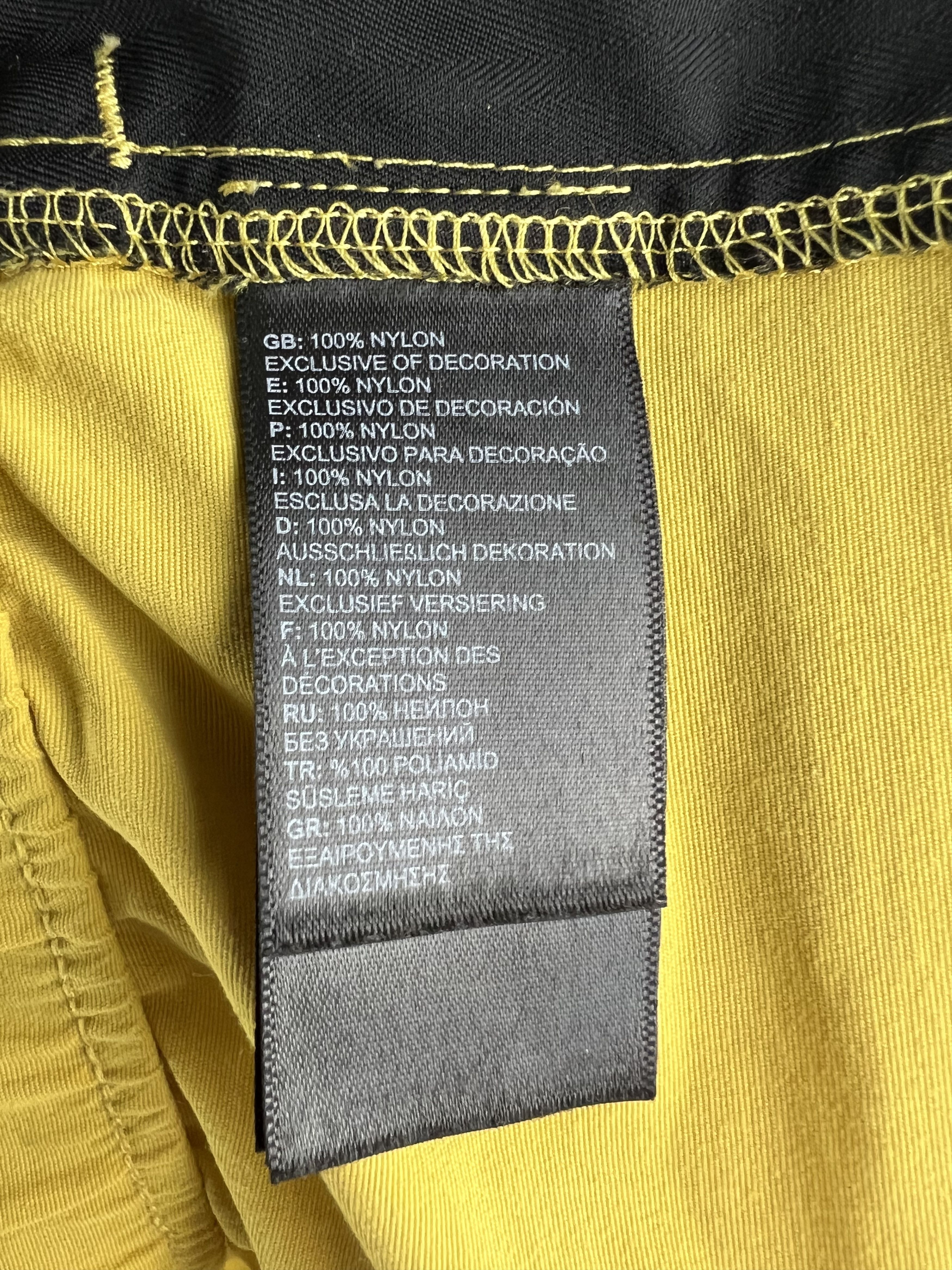 The North Face The North Face Shorts Big Logo Size M Size US 32 / EU 48 - 6 Thumbnail