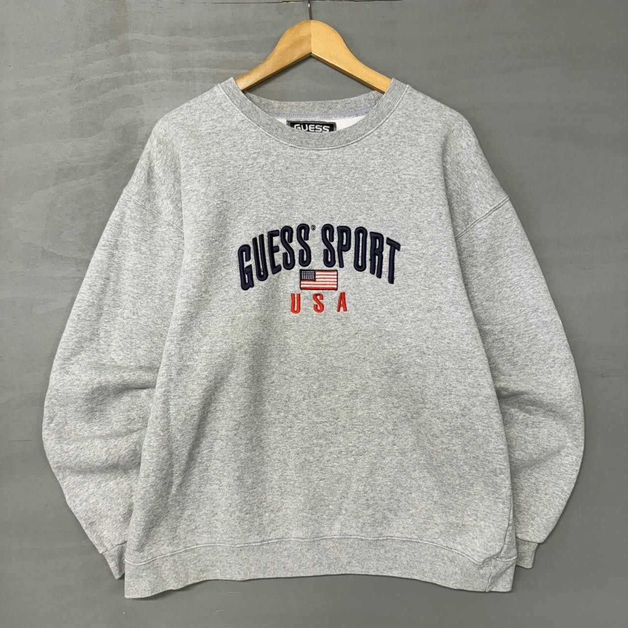 Guess Vintage Guess Sport USA Embroidered Grey Sweatshirt Large Size US L / EU 52-54 / 3 - 1 Thumbnail