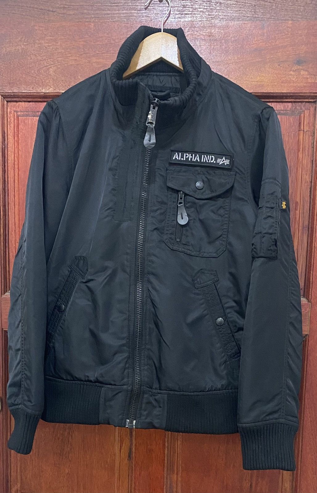 Alpha Industries Inc Ma-1 Thermolite Bomber Jacket
