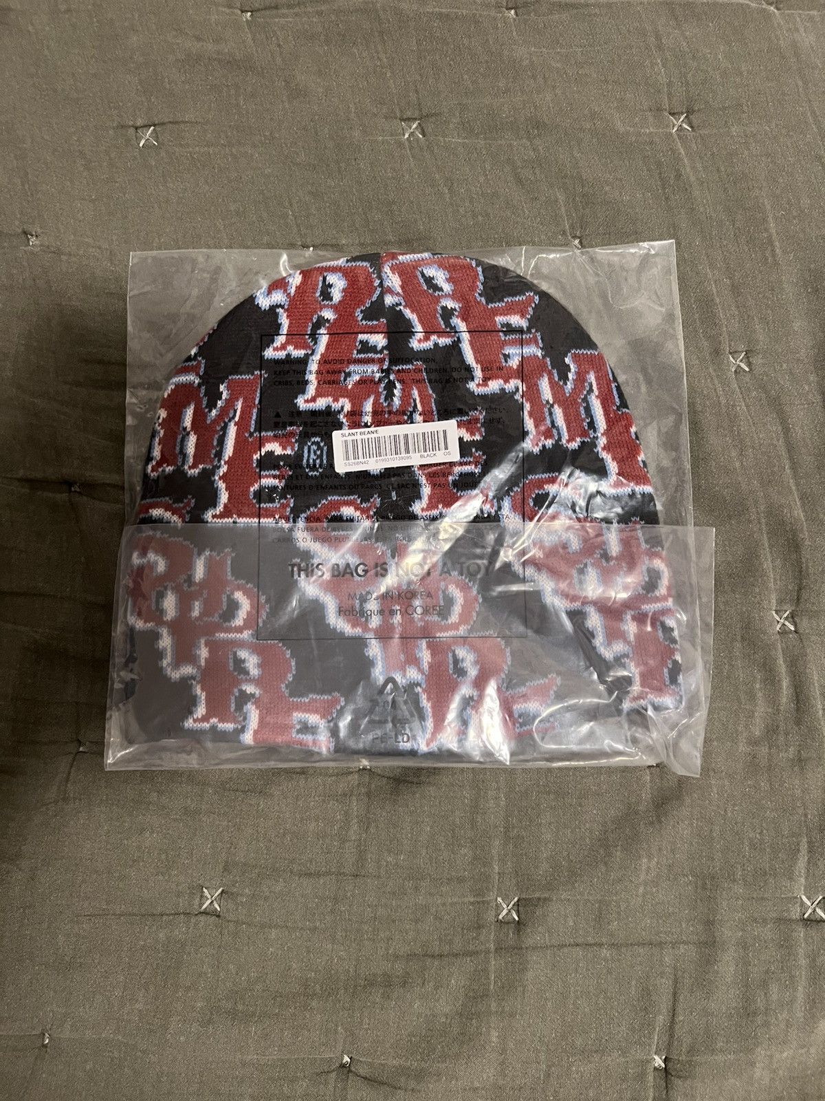Supreme Supreme Slanted Gothic Outline Beanie Black Size ONE SIZE - 2 Thumbnail