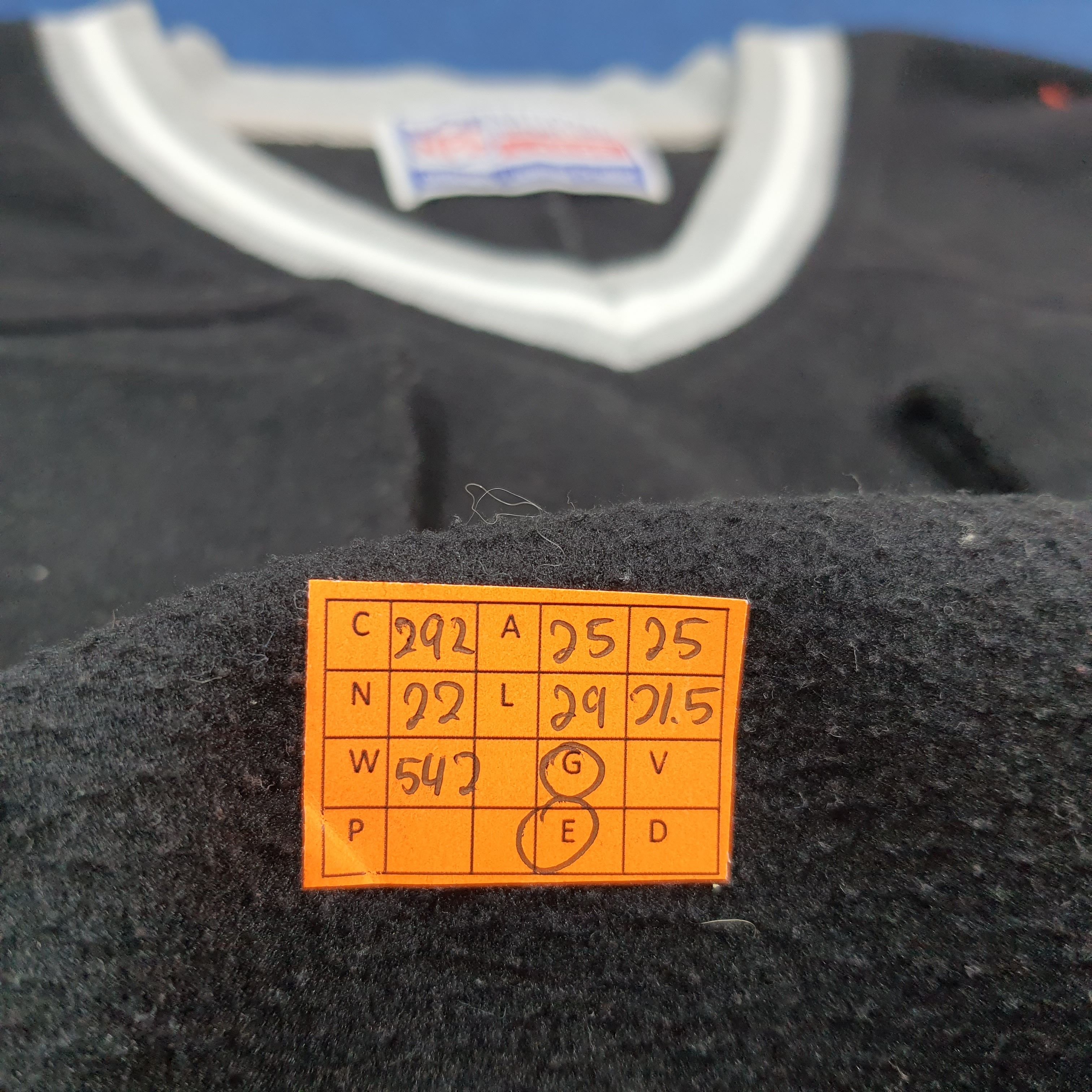 NFL 90s Vintage Oakland Raiders NFL Goldwin Sweatshirt C292N22 Size US XL / EU 56 / 4 - 8 Thumbnail