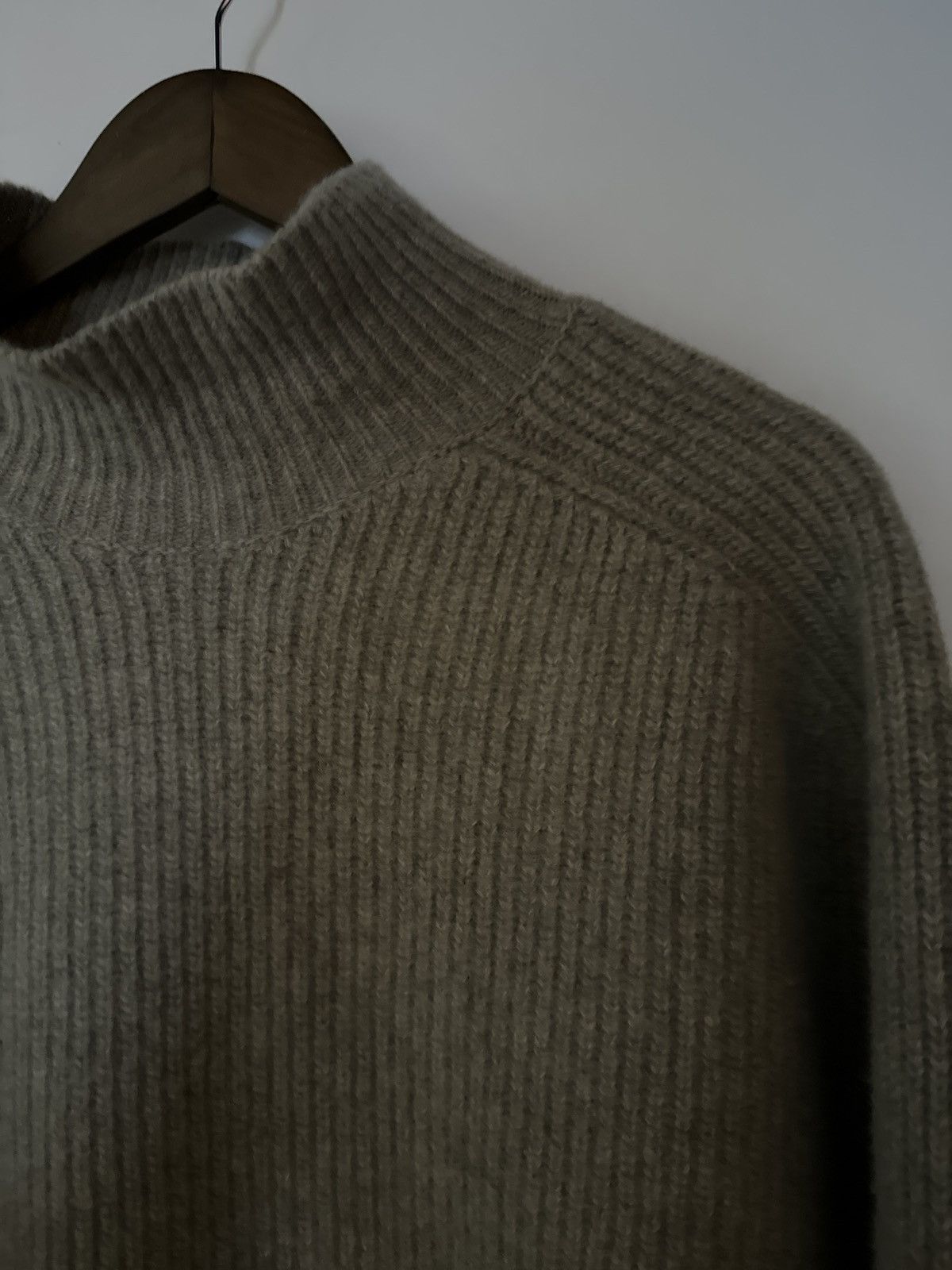 Bottega Veneta Bottega Veneta Wool Sweater Size US L / EU 52-54 / 3 - 3 Thumbnail