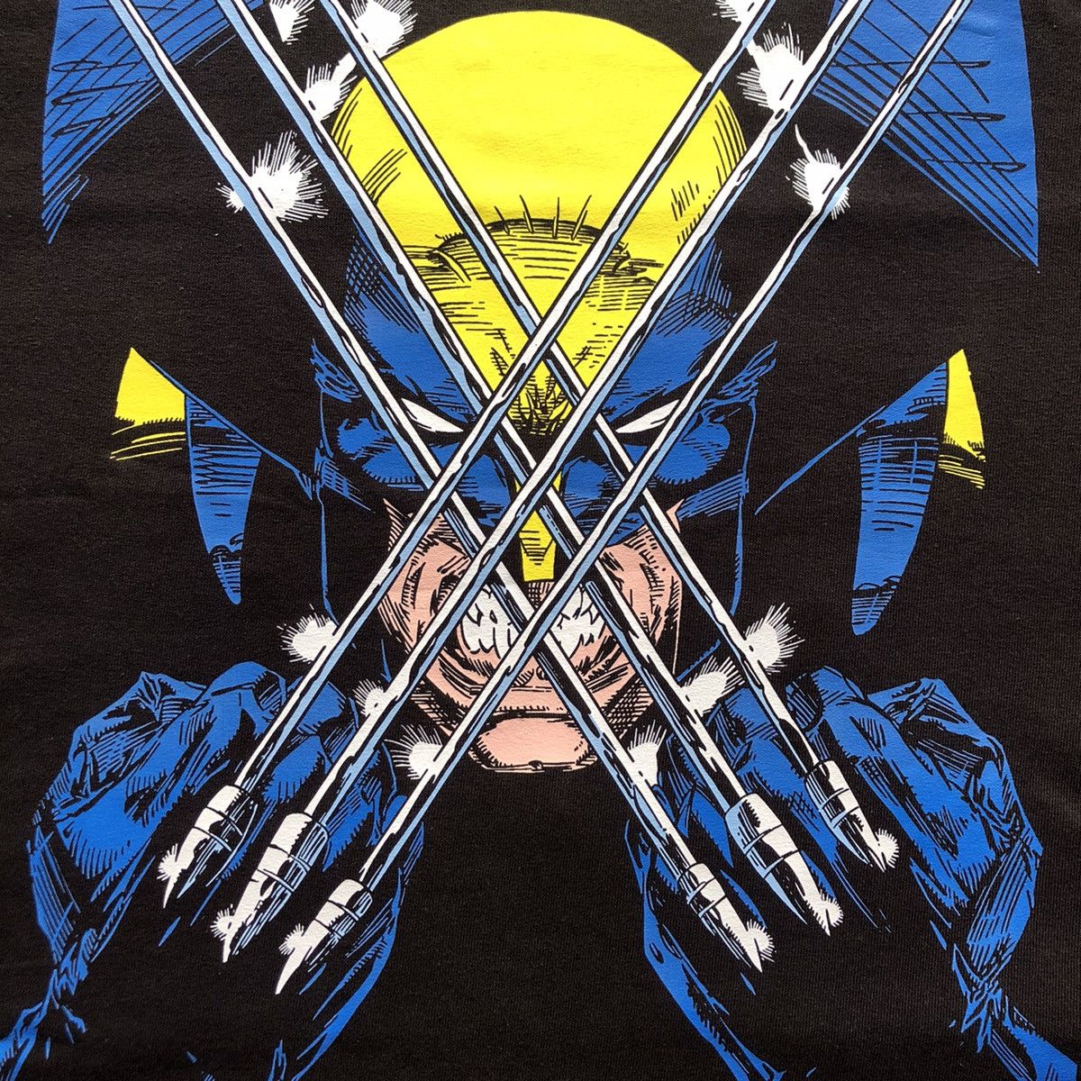 Marvel Comics × Wolverine Marvel Shirt - Wolverine Comicbook Big Print Size US XL / EU 56 / 4 - 4 Thumbnail