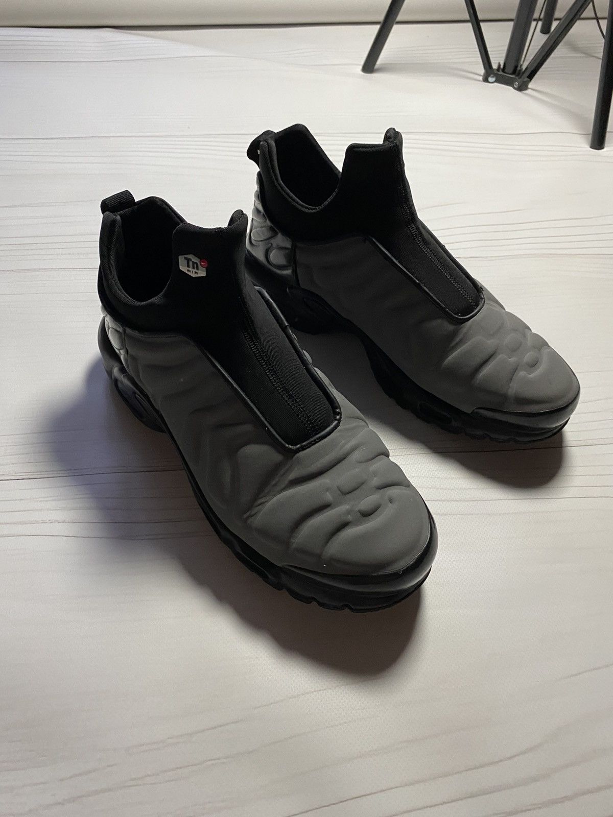 Nike Nike Air Max Tn Plus Slip y2k drill sneakers Size US 8.5 / EU 41-42 - 3 Thumbnail