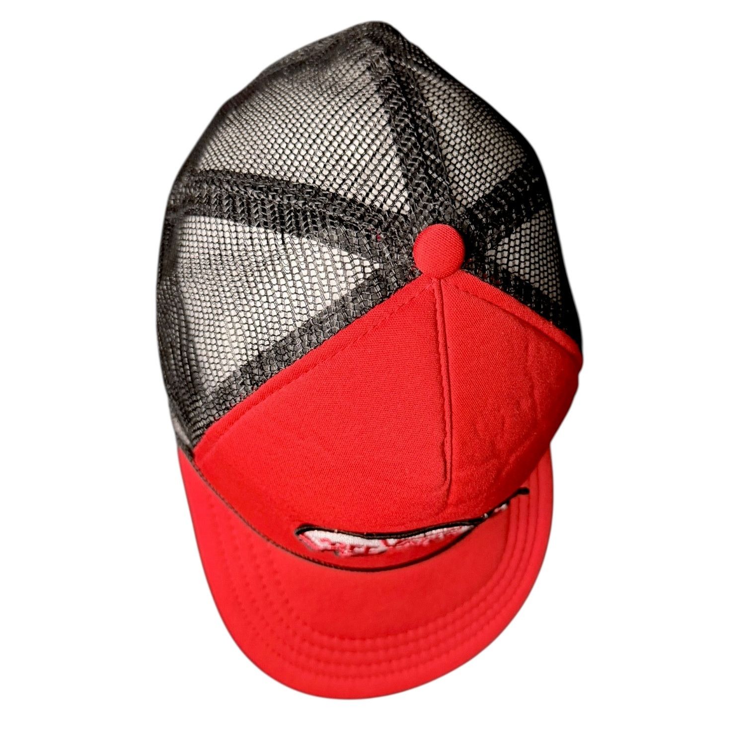 Vans Vans Off the Wall Skateboard Logo Red & Black Trucker Hat OS Size ONE SIZE - 5 Thumbnail
