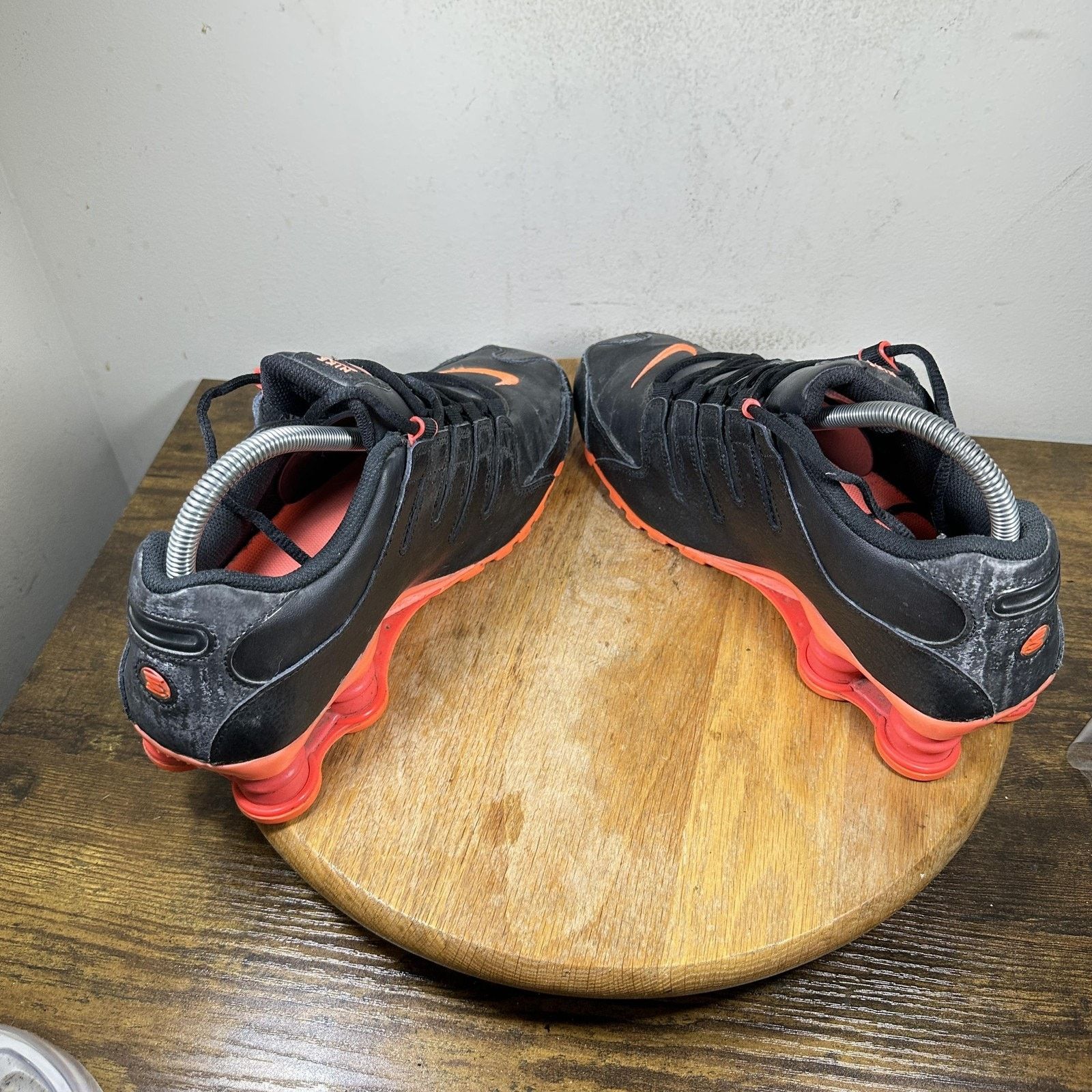 Nike Nike Shox NZ Shoes Womens Size 9 Running Athletic 636088-066 Size US 9 / IT 39 - 5 Thumbnail