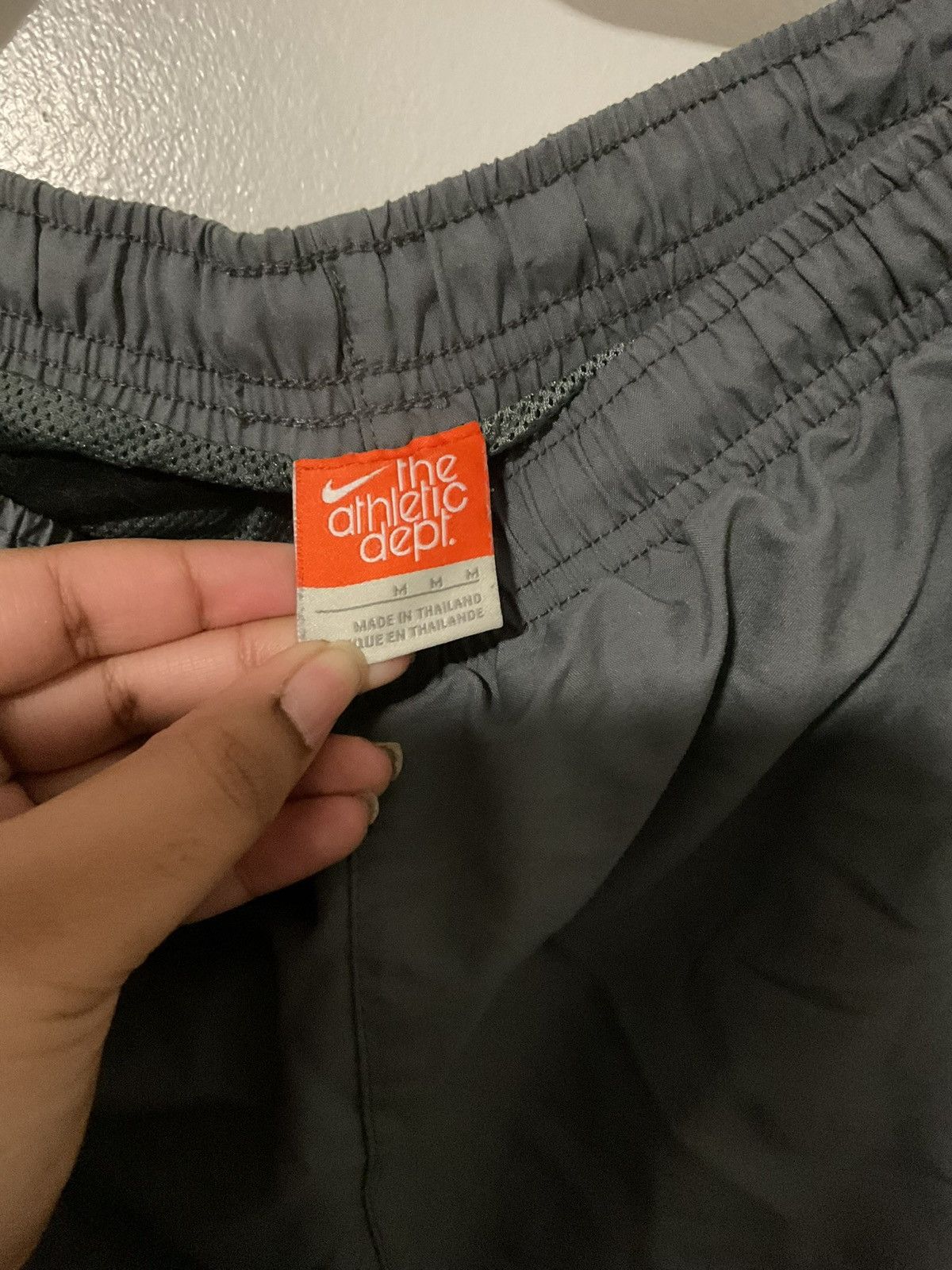 Nike Nike track pants Size 32" / US 10 / IT 46 - 2 Thumbnail