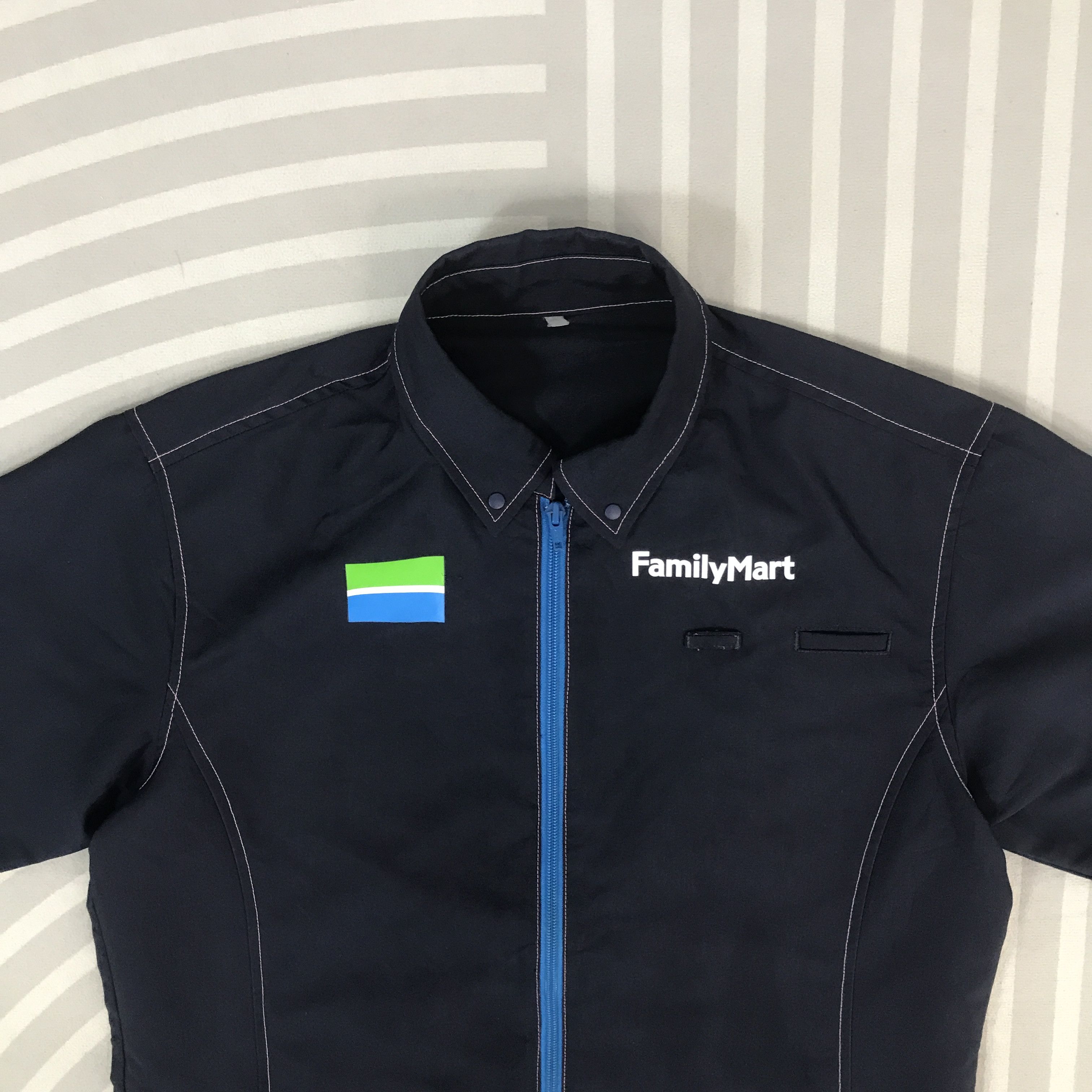 Japanese Brand Vintage Family Mart Japan Uniform Shirt Jacket K64B18 Size US M / EU 48-50 / 2 - 3 Thumbnail