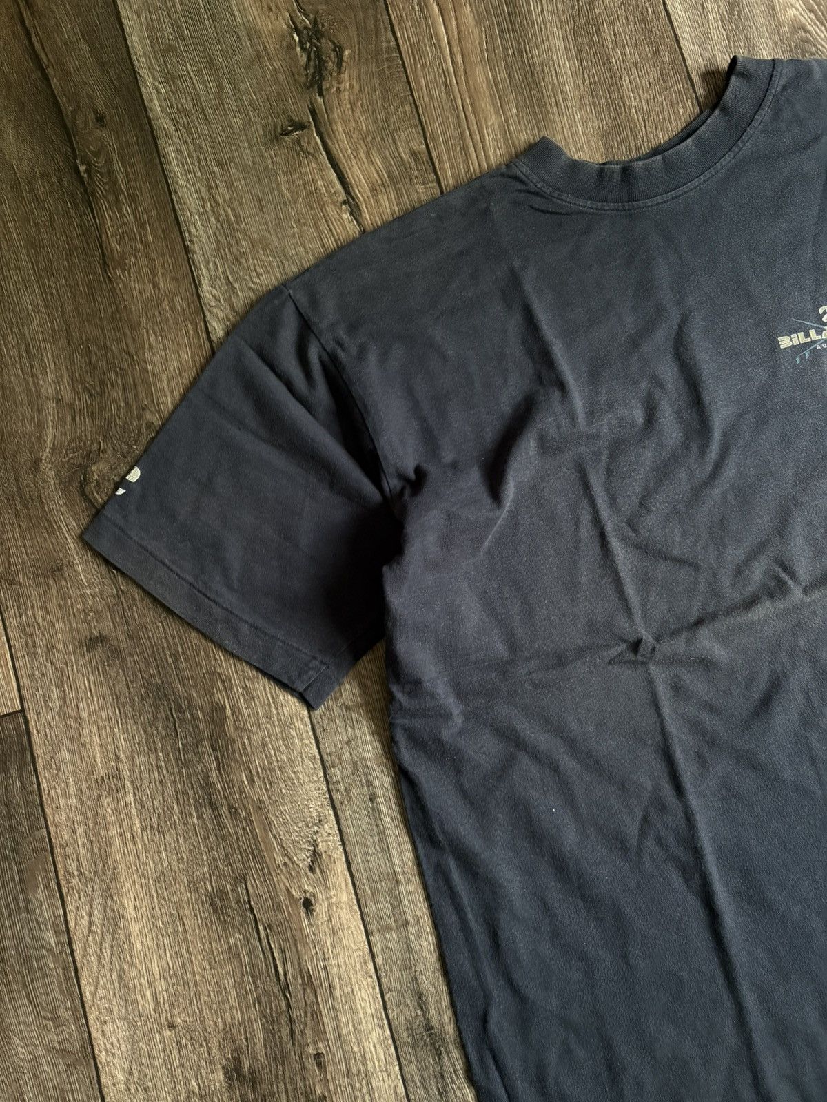 Billabong Rare 90s Billabong Distressed Faded Australian Surf T-Shirt Size US XL / EU 56 / 4 - 9 Thumbnail