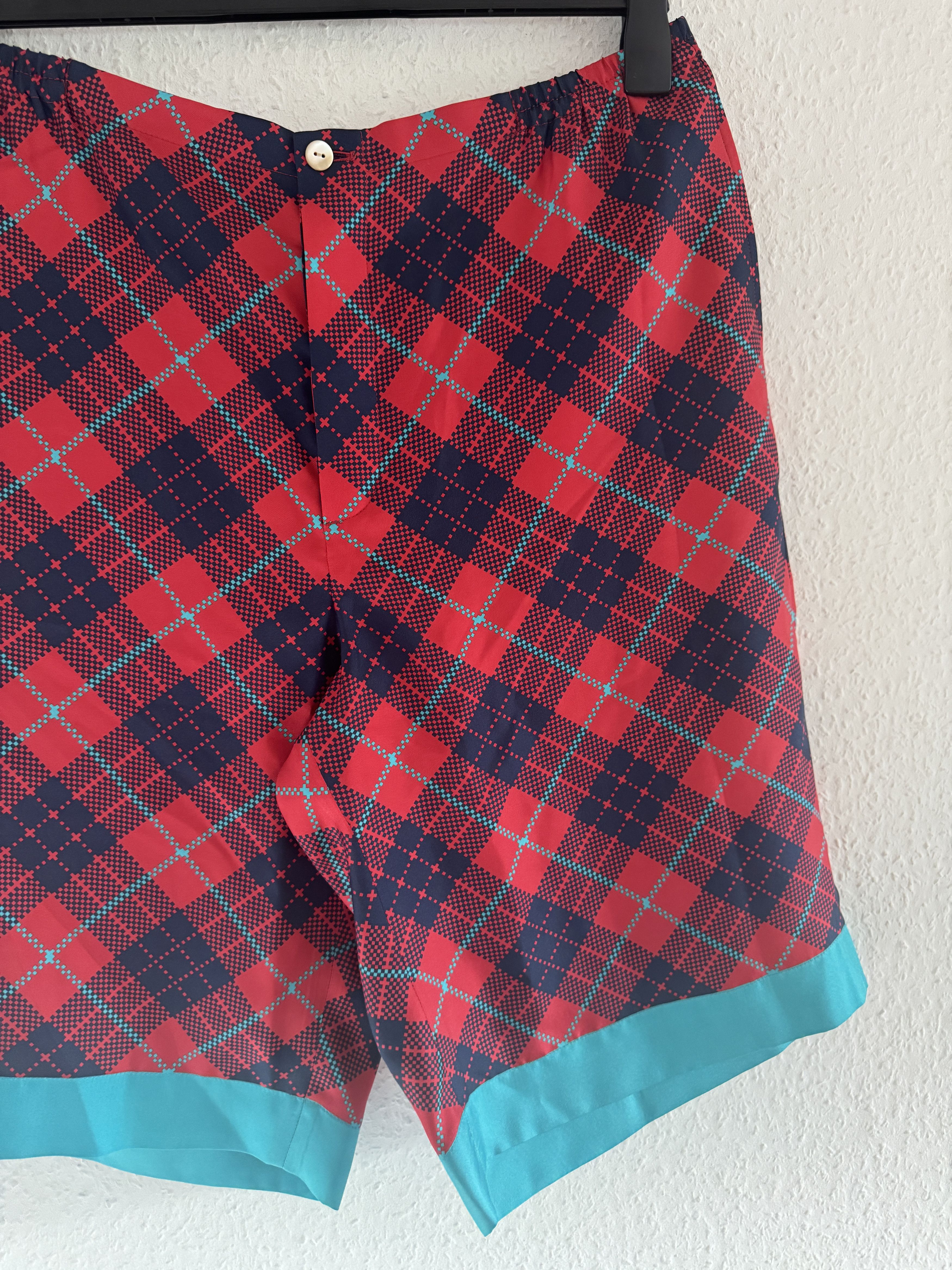 Gucci Checkered Silk Shorts with Blue Hem Size US 34 / EU 50 - 5 Thumbnail