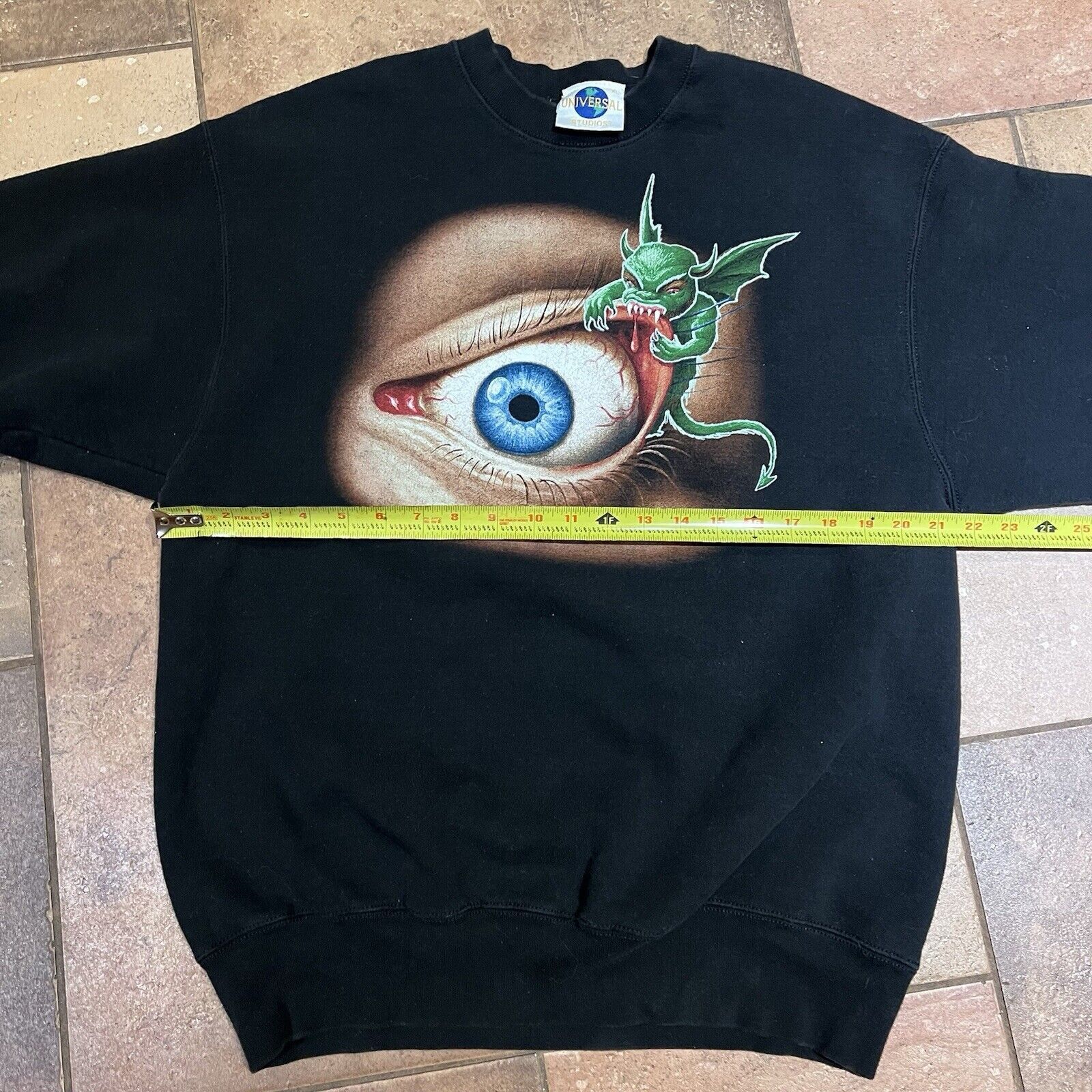Other Vintage Universal Studios Halloween Horror Nights sweatshirt Size US XL / EU 56 / 4 - 5 Thumbnail