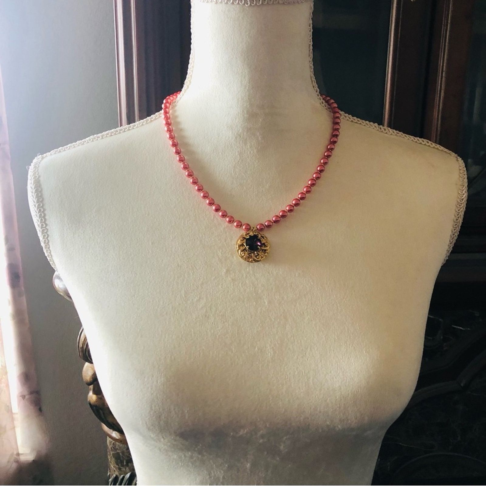 Handmade Handcrafted repurpose faceted stone pendant Pearl necklace Size ONE SIZE - 6 Thumbnail