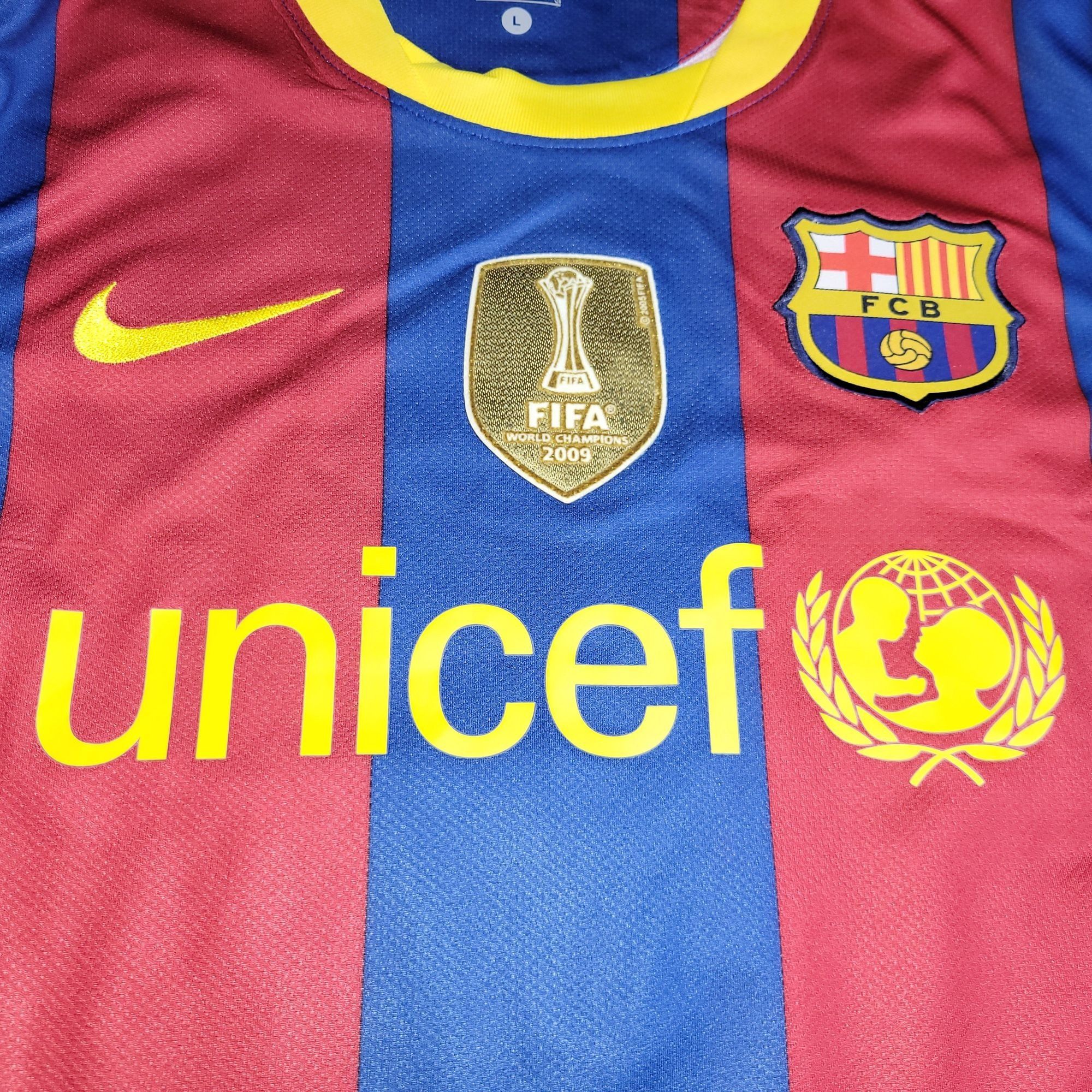 Nike Puyol Barcelona Home 2010 2011 Long Sleeve Soccer Jersey L Size US L / EU 52-54 / 3 - 3 Thumbnail