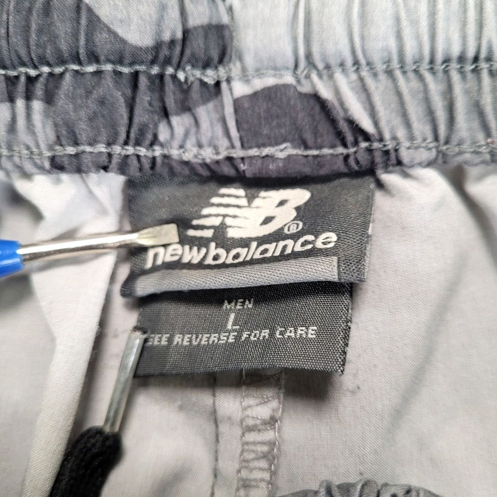 New Balance New Balance Mens Large Gray Camo Track Pants Ankle Zip Running Joggers Size 36" / US 14 / IT 50 - 2 Thumbnail