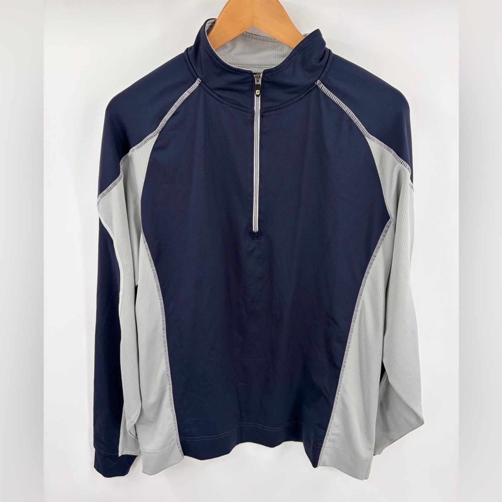 Footjoy FootJoy men’s navy and gray half zip pullover jacket size M Size US M / EU 48-50 / 2 - 1 Thumbnail