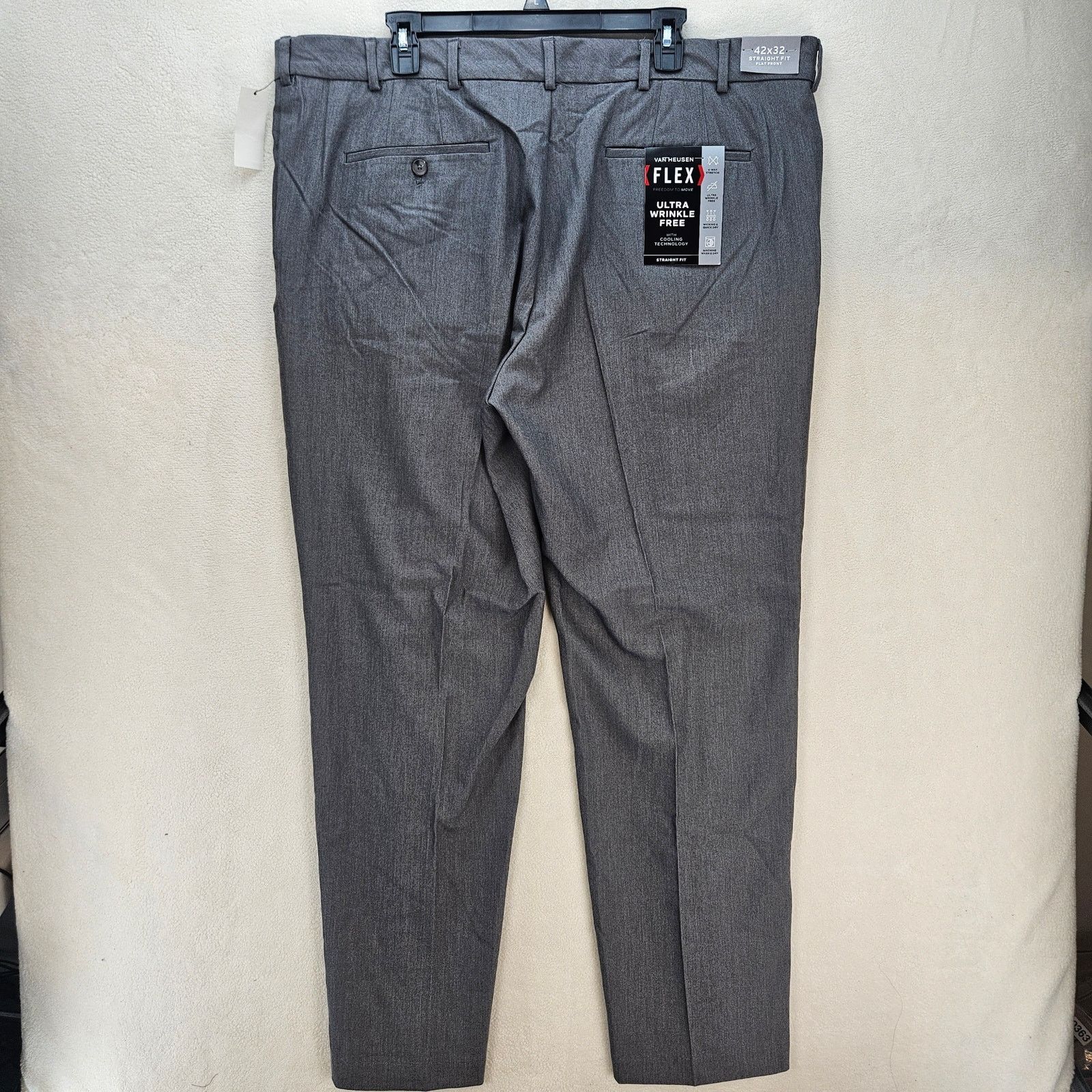 Van Heusen VAN HEUSEN MEN'S 42X32 ULTRA WRINKLE FREE STRAIGHT LEG Size US 42 / EU 58 - 5 Thumbnail