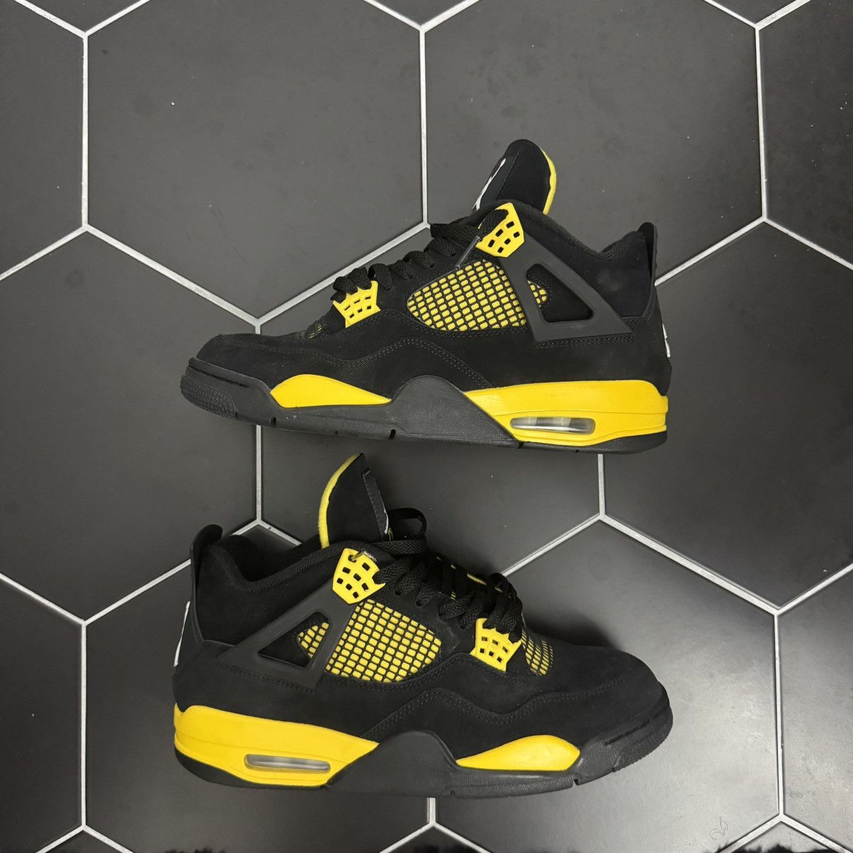 Jordan Brand Jordan 4 Yellow Thunder Size US 10 / EU 43 - 2 Thumbnail