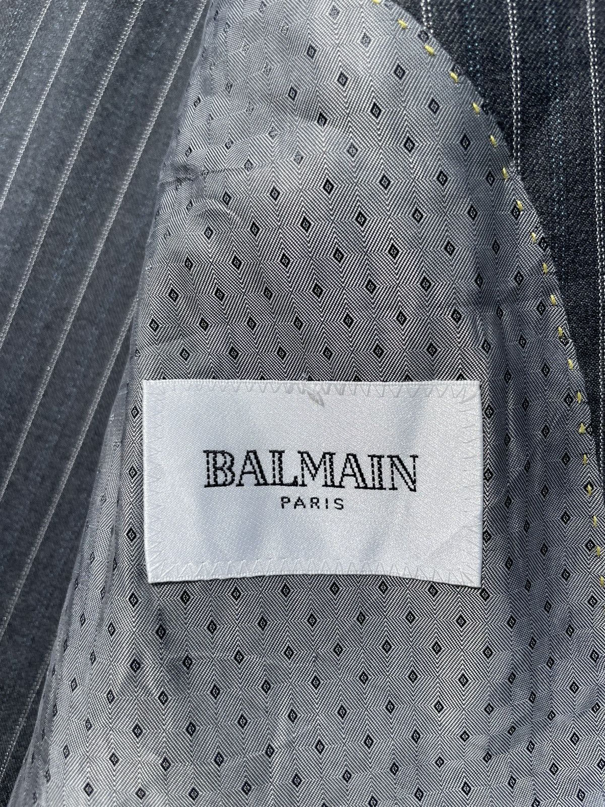 Balmain 🔥Accept Binding Offer🔥 Disstressed Balmain Paris Blazer Size US M / EU 48-50 / 2 - 6 Thumbnail