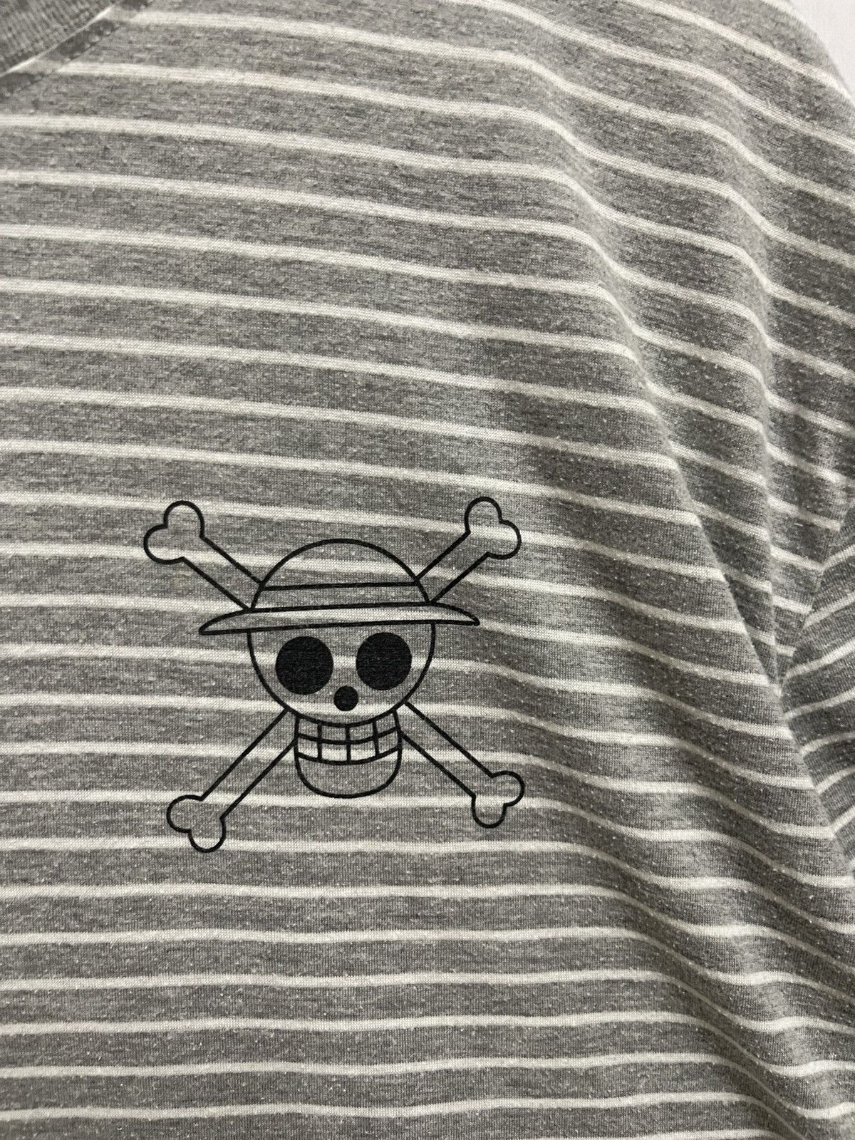 Anime × One Piece One Piece Striped T-shirt Grey White Size US L / EU 52-54 / 3 - 2 Thumbnail